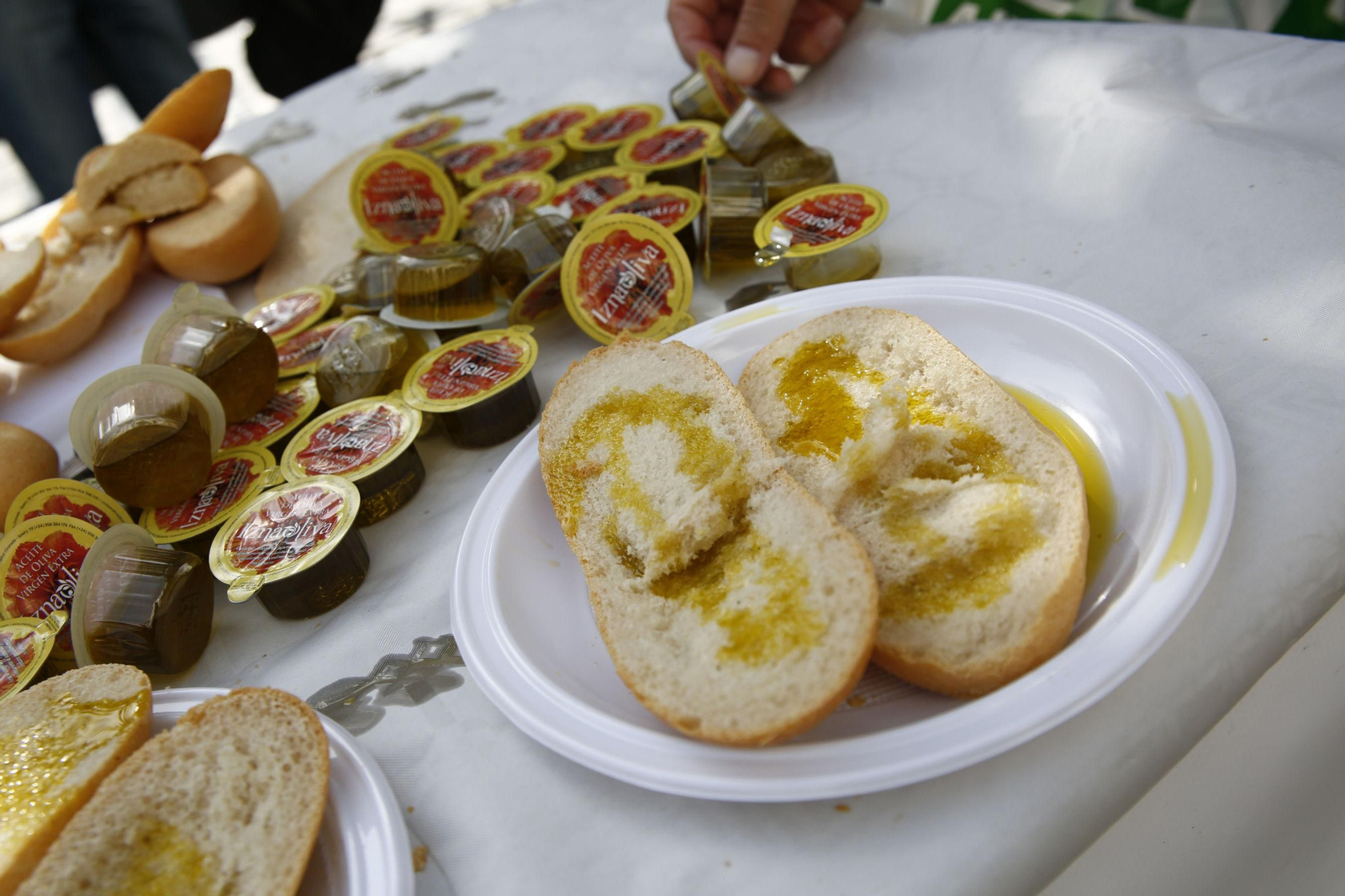 Desayuno molinero durante una protesta del sector oleícola. Desayuno molinero durante una protesta del sector oleícola.