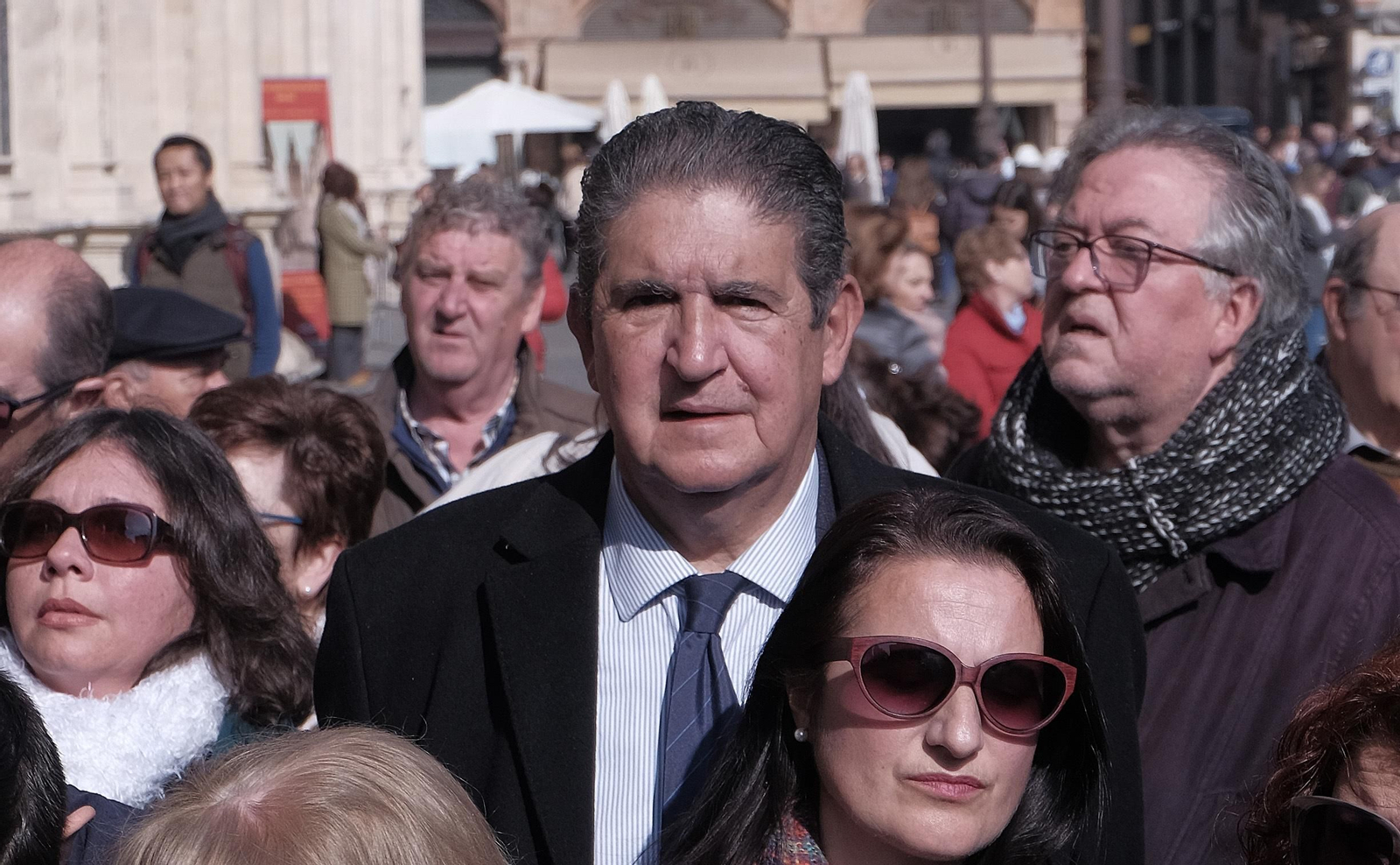 Multitudinario adiós a Salvador Távora en Sevilla