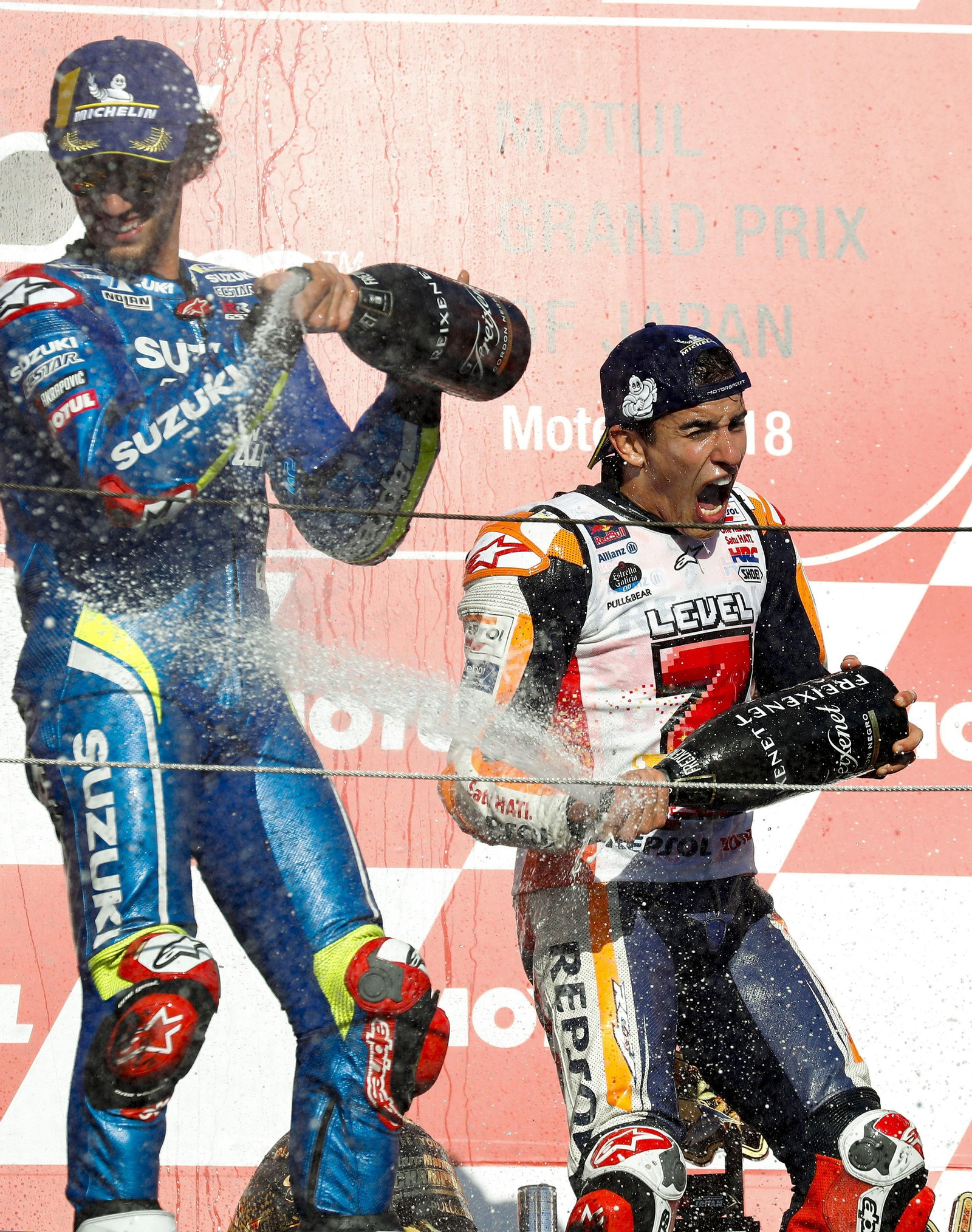 Márquez celebra su título