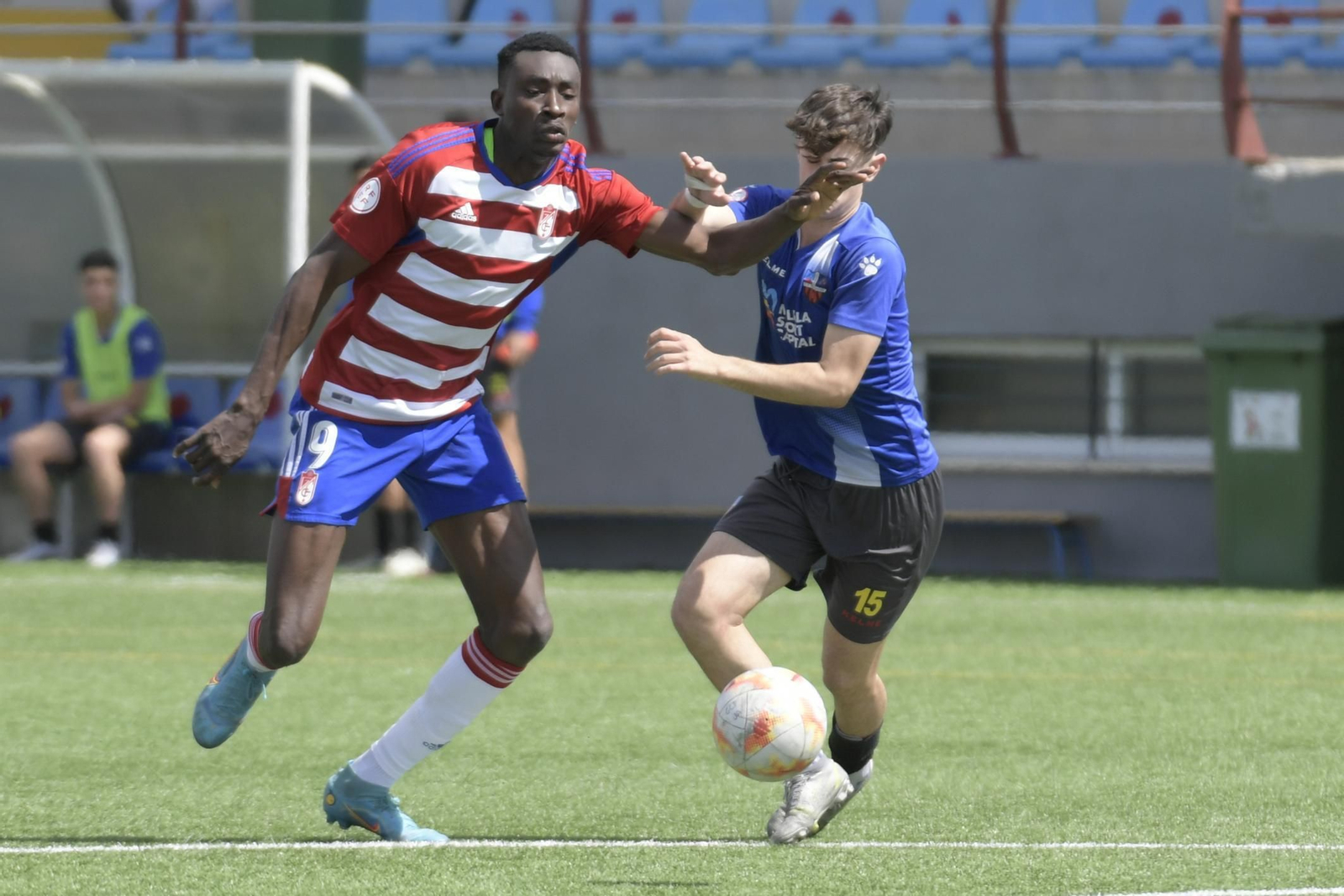 El Granada CF juvenil vuelve a vencer en casa