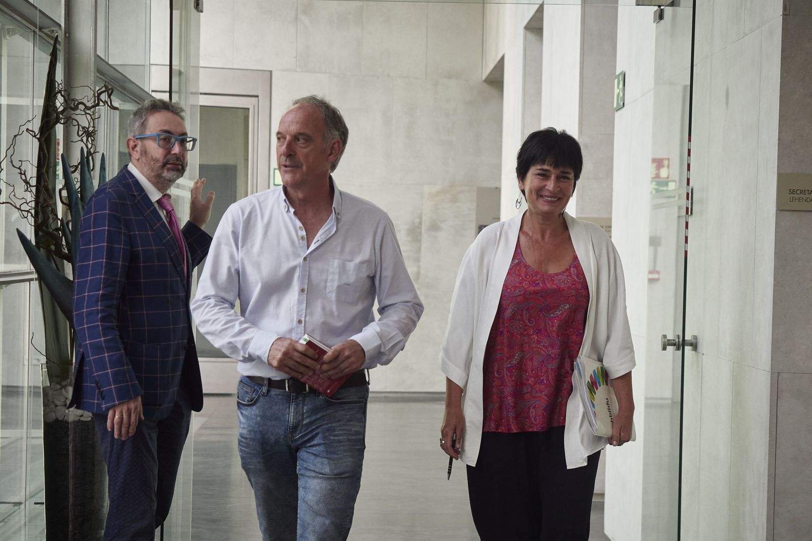 Los portavoces de EH Bildu en Navarra Adolfo Araiz y Laura Arnal, el pasado martes en la ronda de consultas con María Chivite