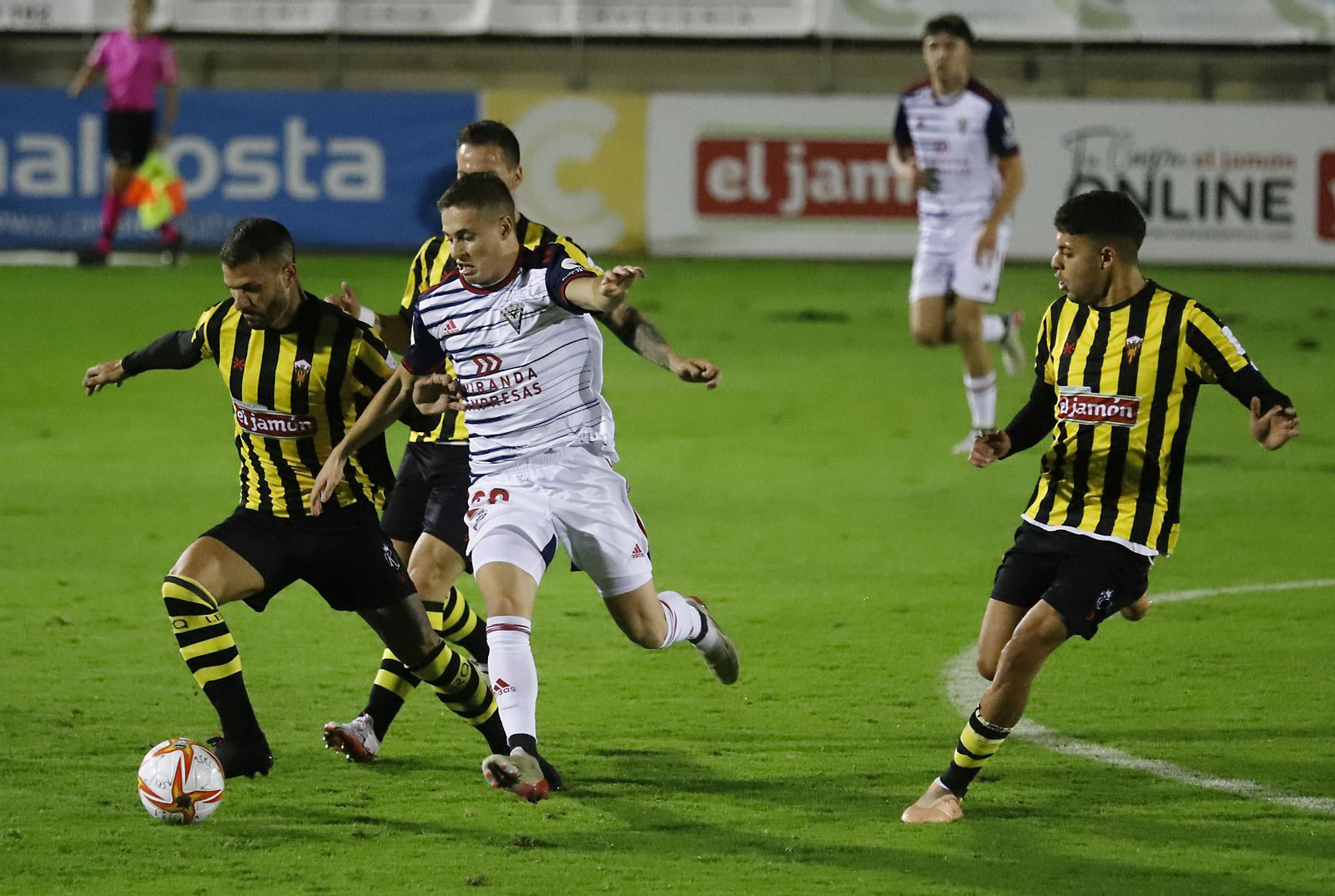 Imágenes del encuentro de Copa del Rey entre el San Roque de Lepe y el Mirandés