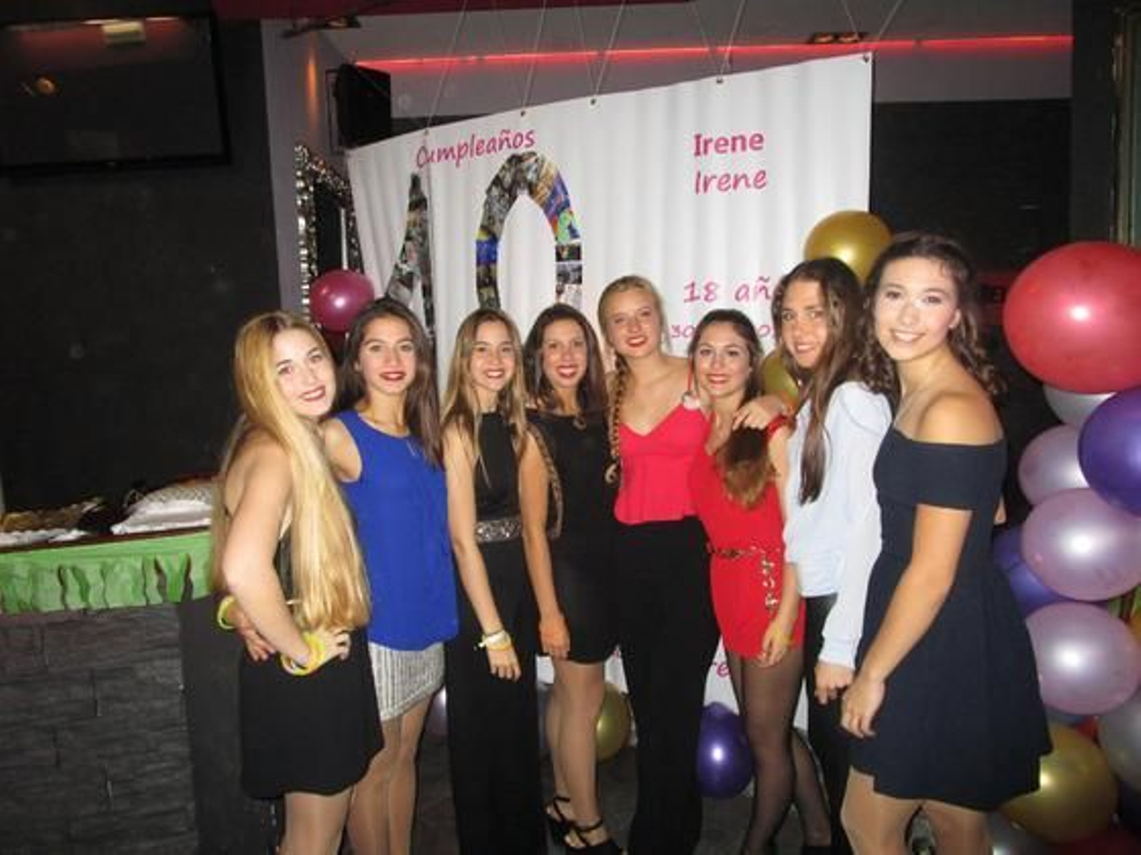 Miriam Jiménez, Marta de la Plaza, Elena Espigado, Marta Rodríguez, Irene Chinchilla, Elena Fernández-Pujol, Ana Fortis y Laura Berdugo.


Foto: Ignacio Casas de Ciria