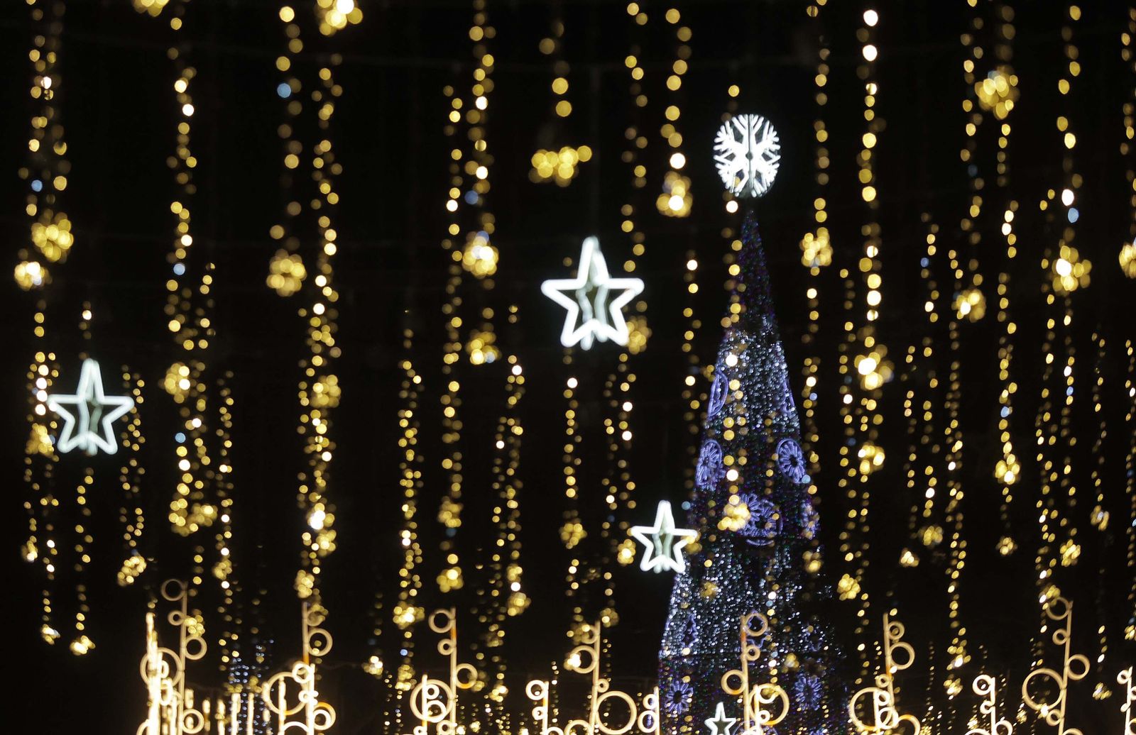 El alumbrado navideño de San Roque, en imágenes