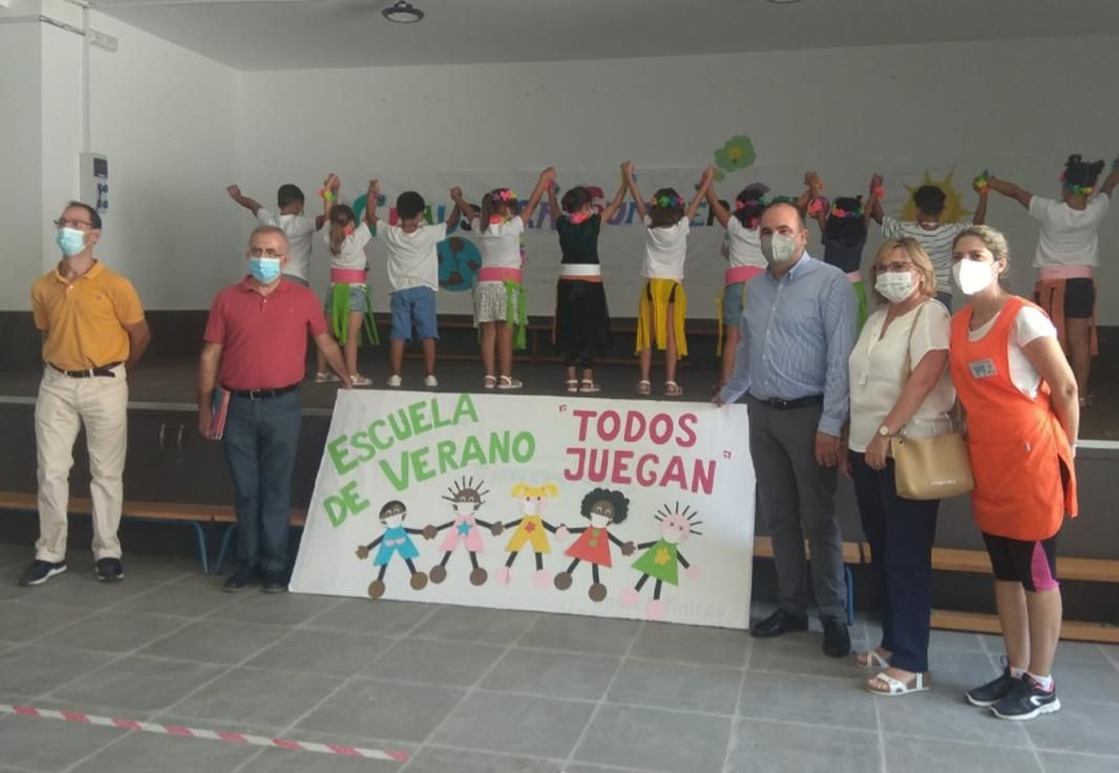 El delegado de Igualdad visita la Escuela de Verano “Todos Juegan” en Albox.