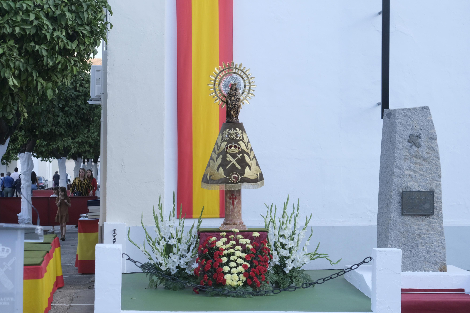 La festividad de la Virgen del Pilar en Córdoba, en imágenes