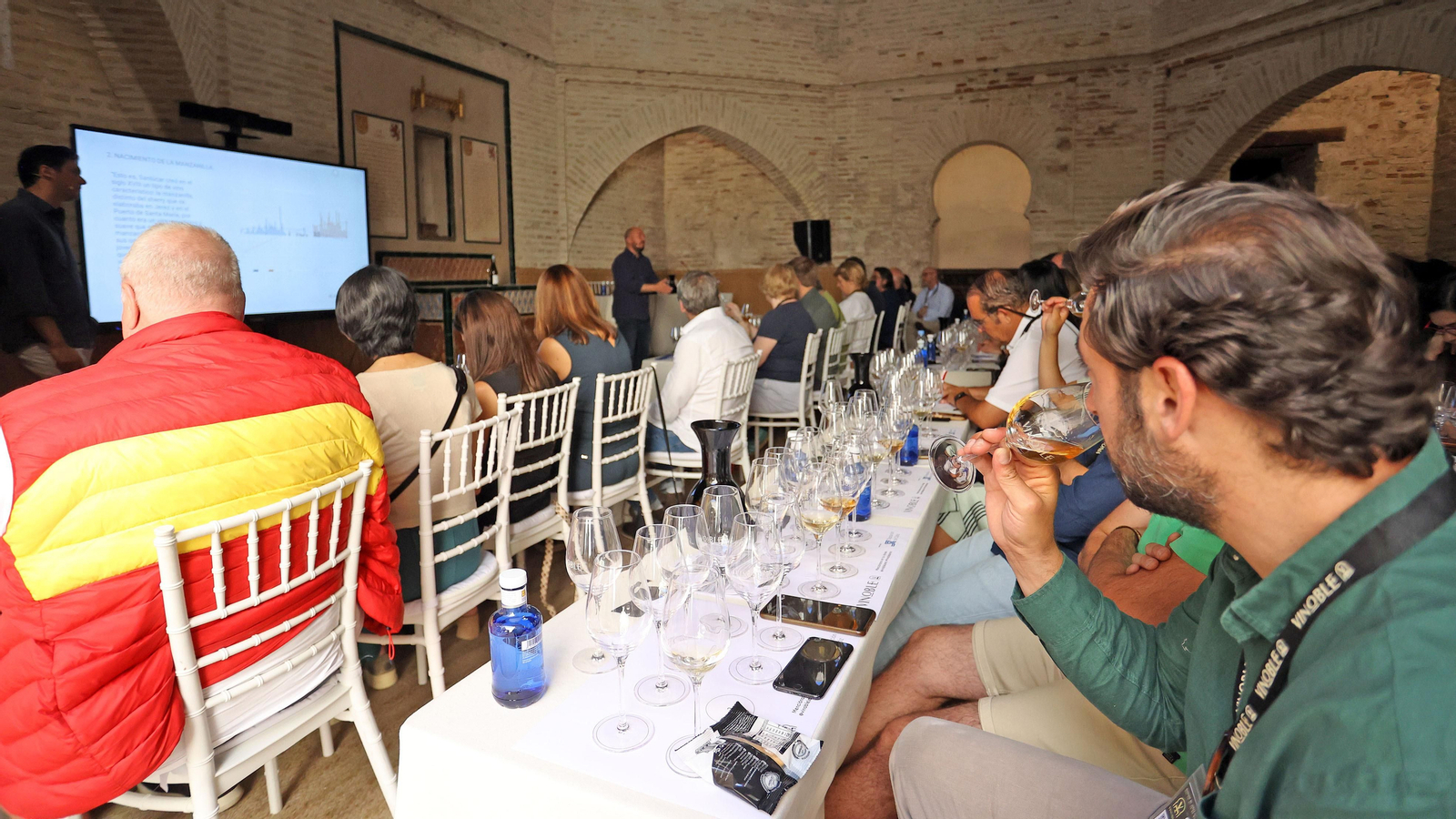 Imágenes del segundo día de Vinoble 2024 en Jerez