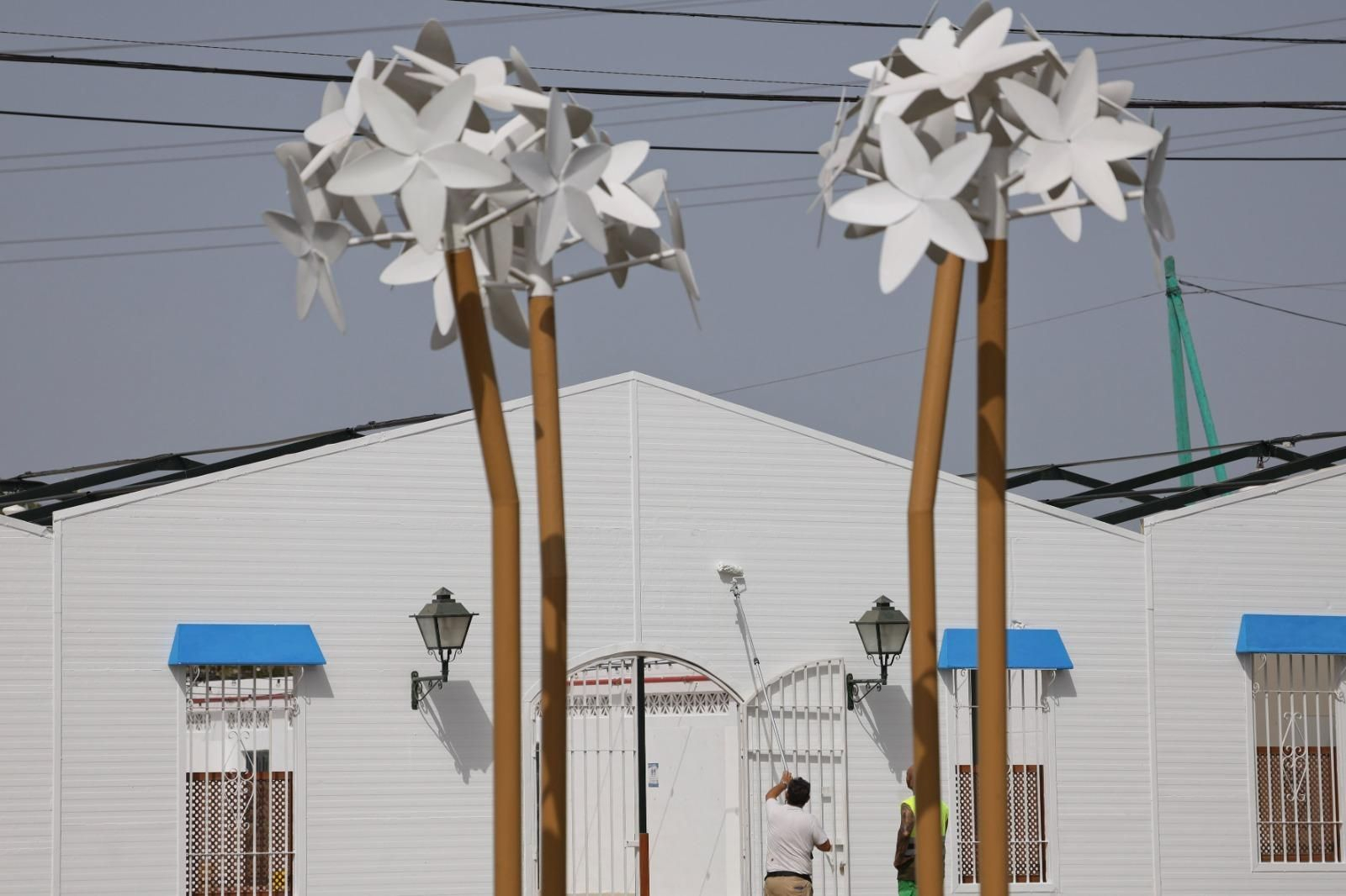 Últimos preparativos en el Real para la Feria de Málaga 2025, en fotos