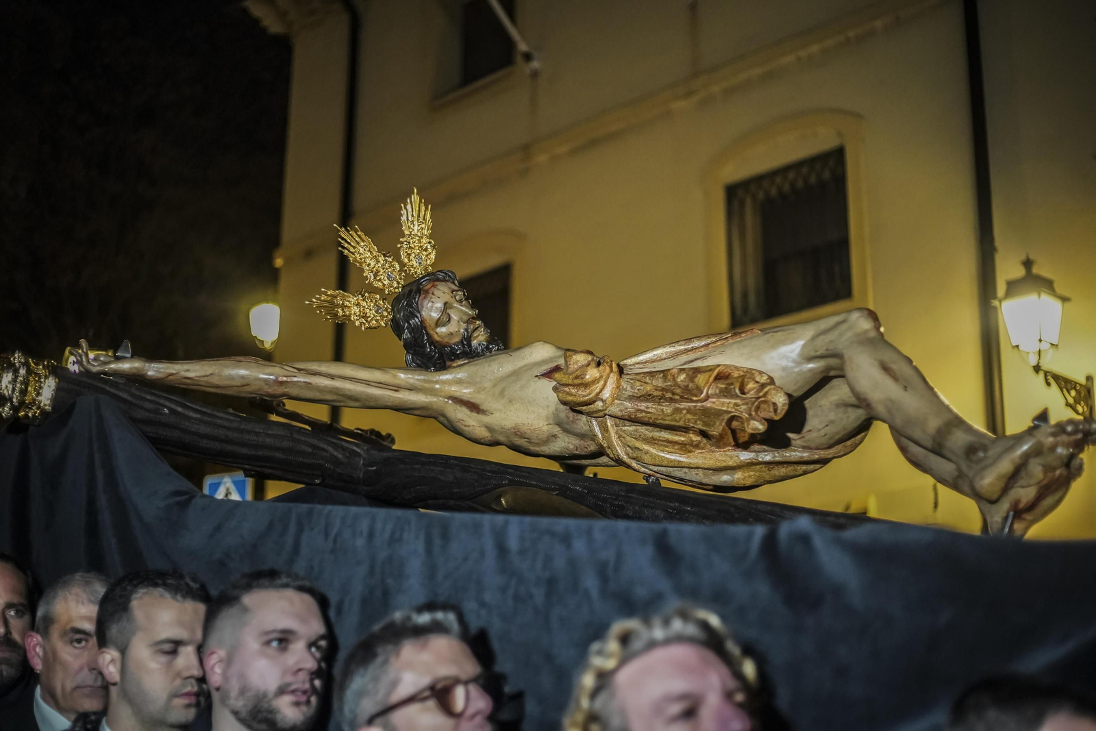 Cuaresma en Granada: vía crucis con el Cristo de los Favores