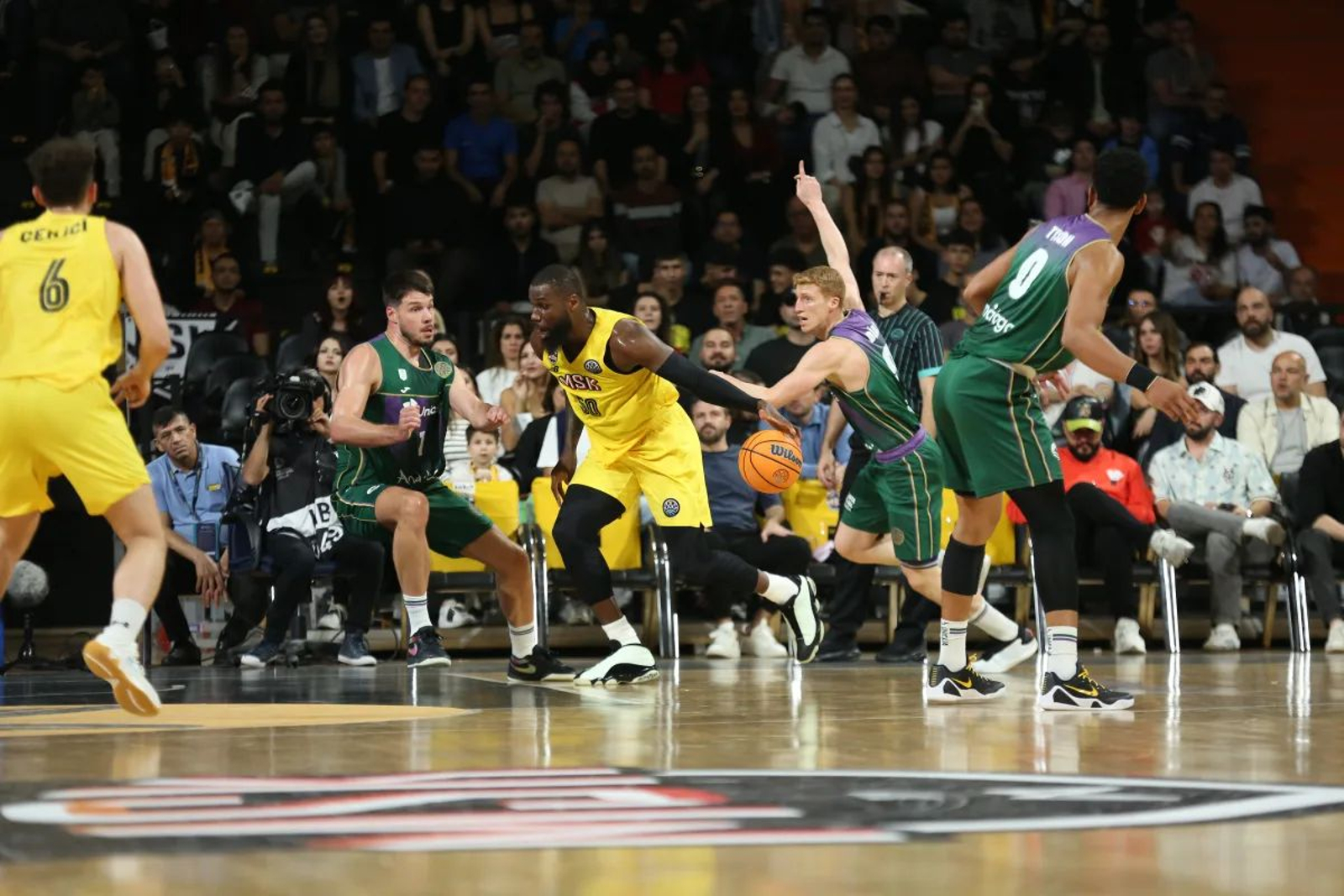 El Mersin-Unicaja, en fotos