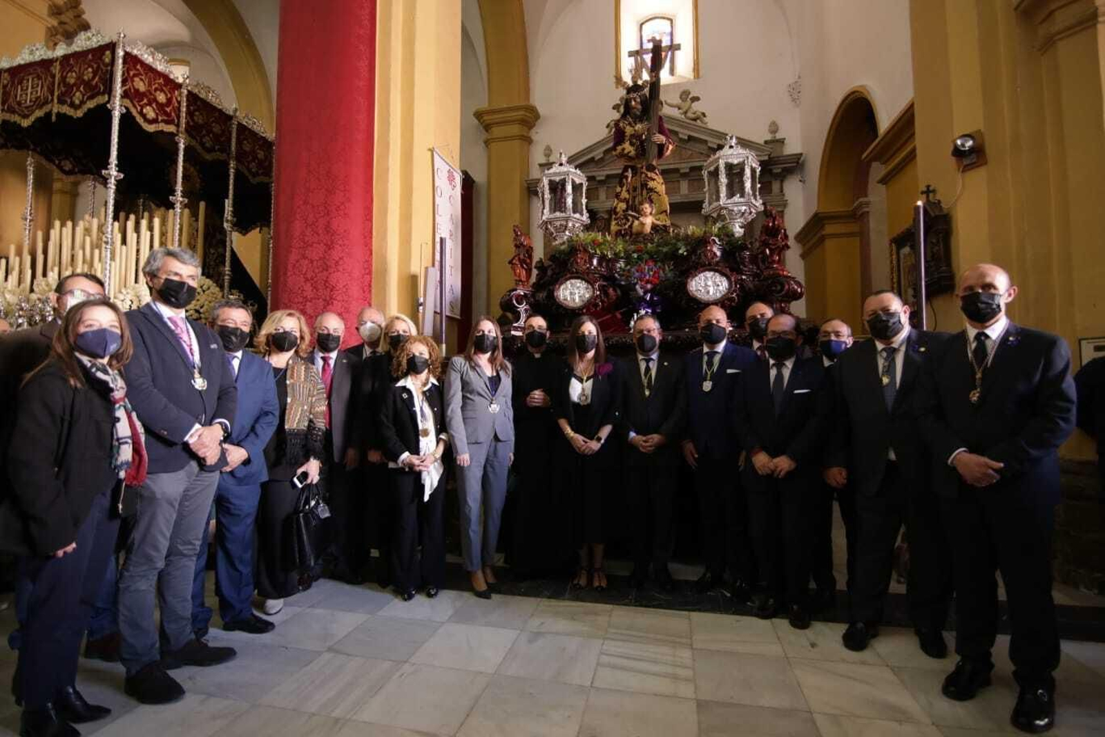 Jueve Santo en San Fernando: Así ha sido el rito de la entrega del bastón al Regidor Perpetuo