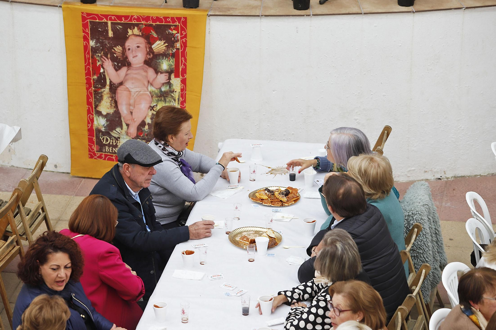 Imágenes de la zambomba en la Hermandad de Emigrantes