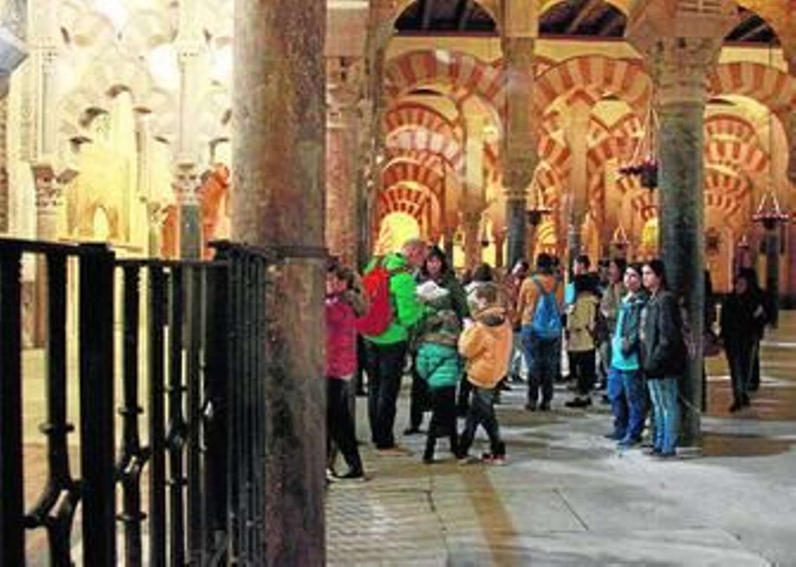 El mes de mayo es el que concentra el mayor número de visitas al monumento. El mes de mayo es el que concentra el mayor número de visitas al monumento.