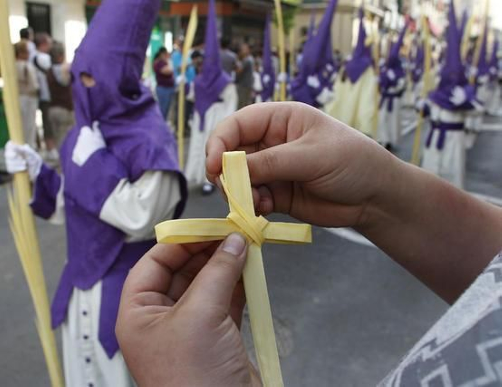 El buen tiempo acompaña a las procesiones en este primer día de Semana Santa

Foto: Sergio Camacho