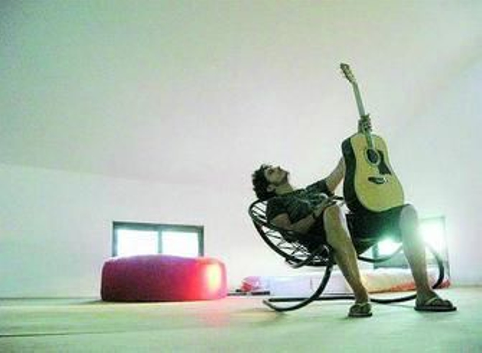 El artista ofrece su pop más personal.