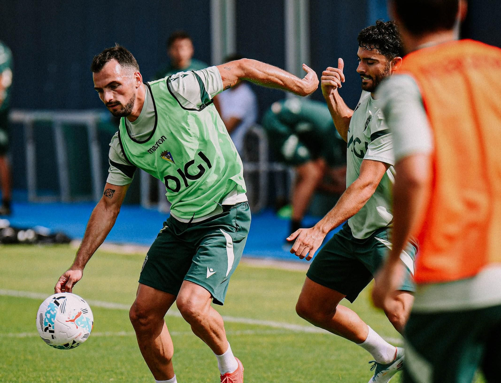 Tabatdze el miércoles en su primera sesión del Cádiz.