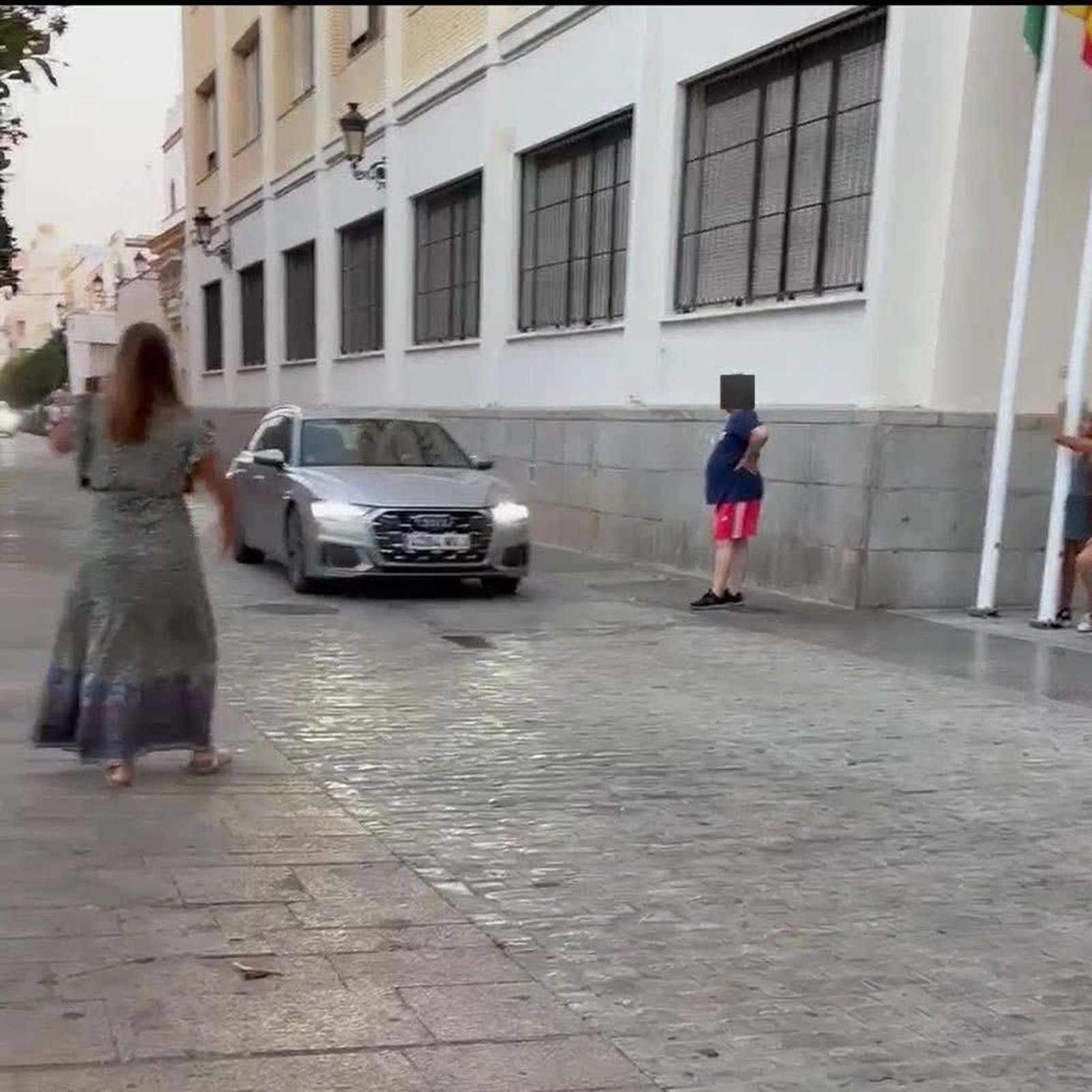 Consecuencias de quitar los bolardos en la plaza del Falla