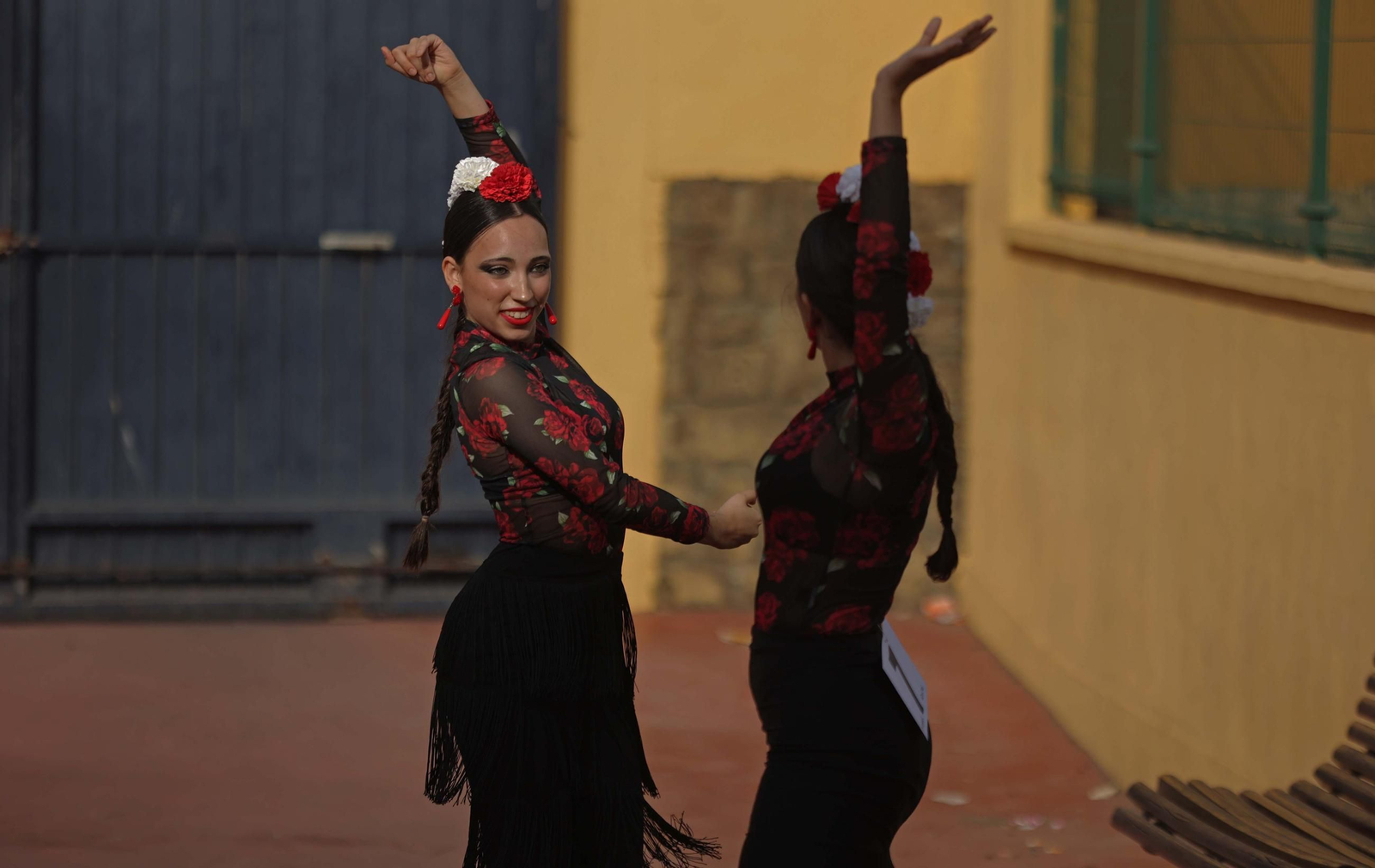 Fotos del I concurso de sevillanas 'Entre Volantes' en Algeciras