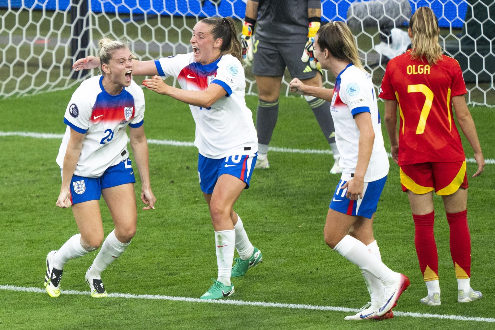 Las mejores imágenes de la final España - Inglaterra de la Eurocopa femenina