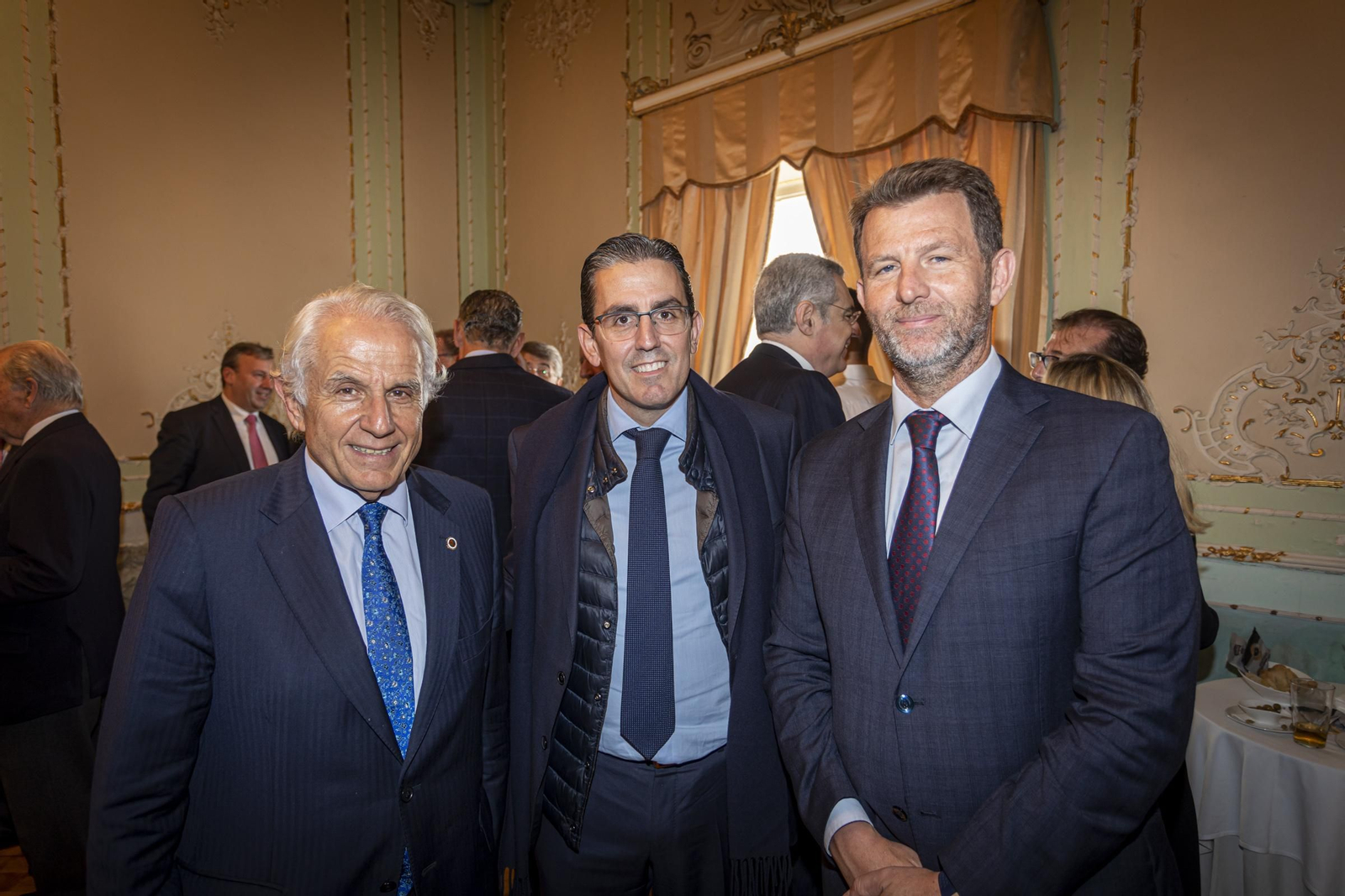 Homenaje a José Pedro Pérez-Llorca