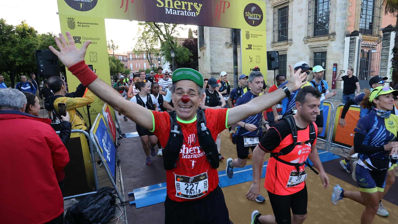 Búscate en la Sherry Maratón 2025 de Jerez (I)