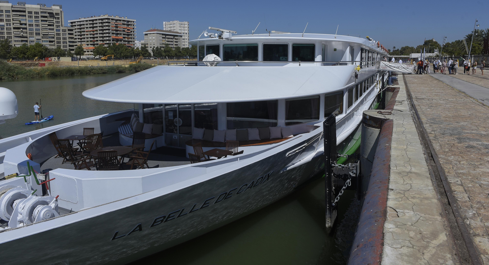 Más de 100 cruceristas, en una travesía por el Guadalquivir rumbo a Huelva y Cádiz