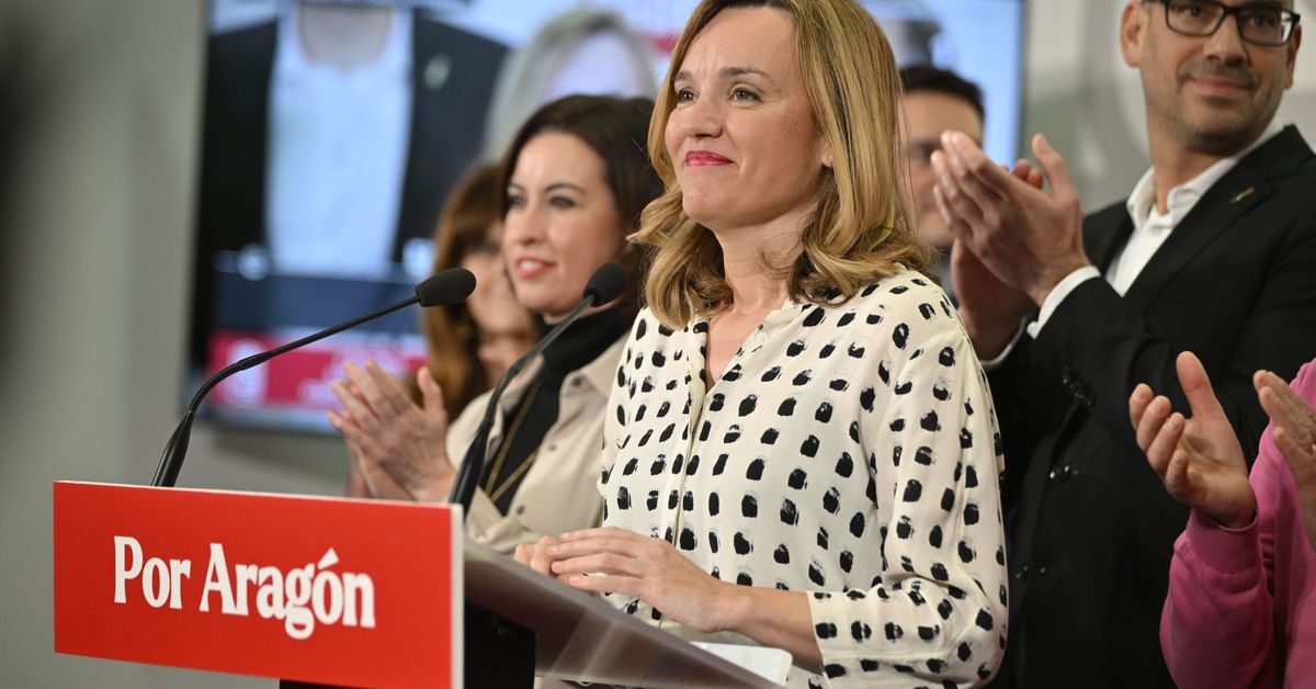 Vox dobla sus escaños ante el hundimiento del PSOE