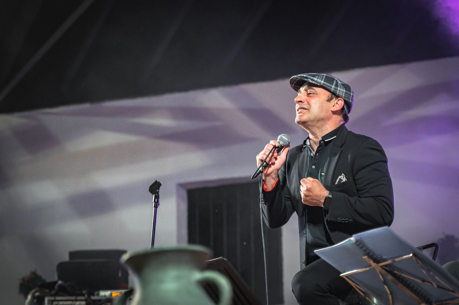 Zenet durante su gran actuación en el Fetival Murmura.