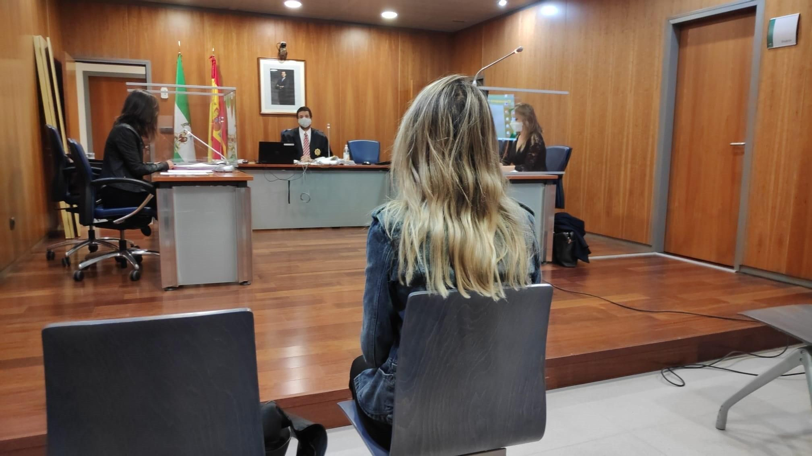 La mujer, el día del juicio.