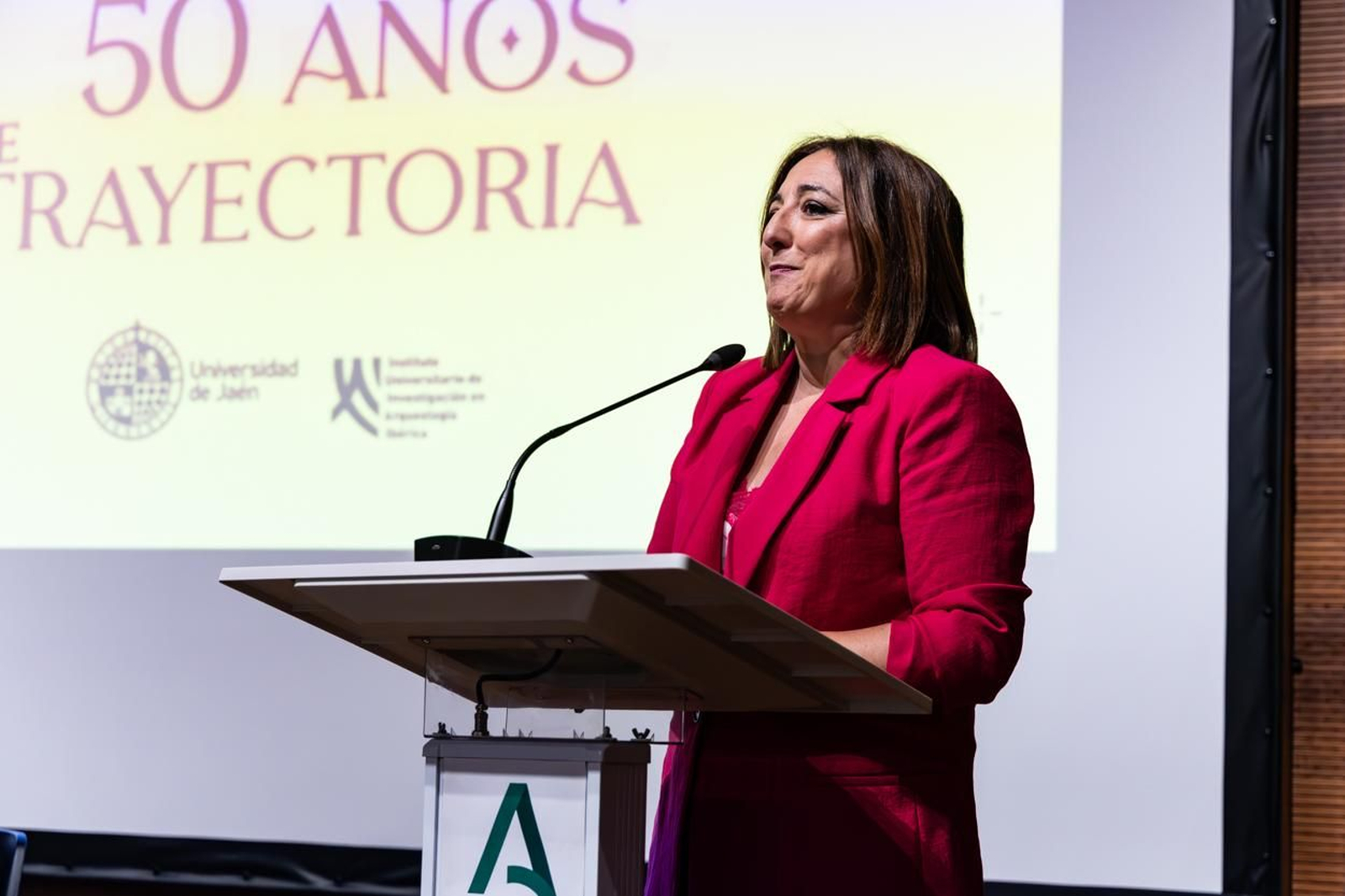 Asi ha sido el homenaje a Arturo Ruiz.