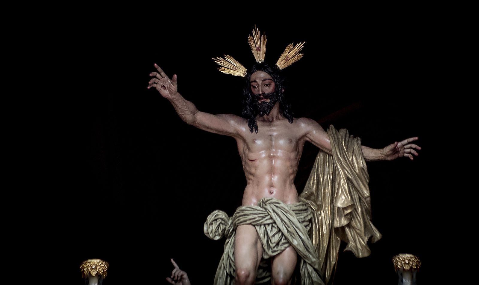 Las imágenes de la salida extraordinaria del Señor de la Resurrección