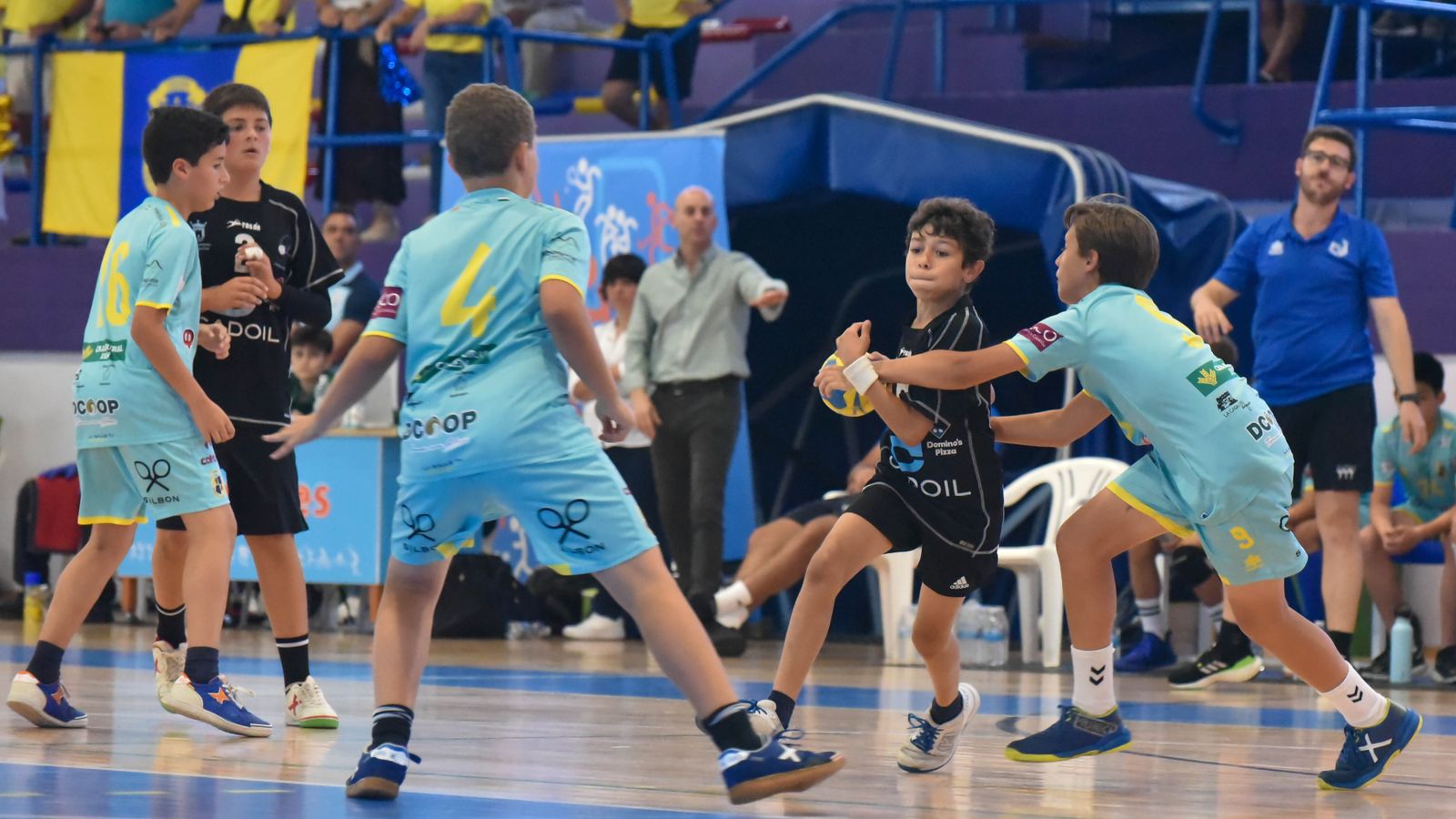 Las fotos de la tercera jornada del Cadeba alevín de balonmano de La Línea
