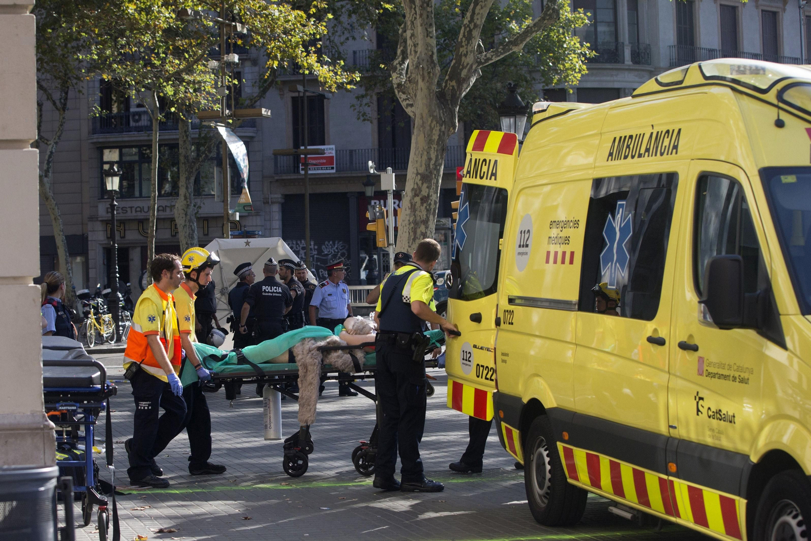 Imágenes del atropello múltiple en las Ramblas de Barcelona