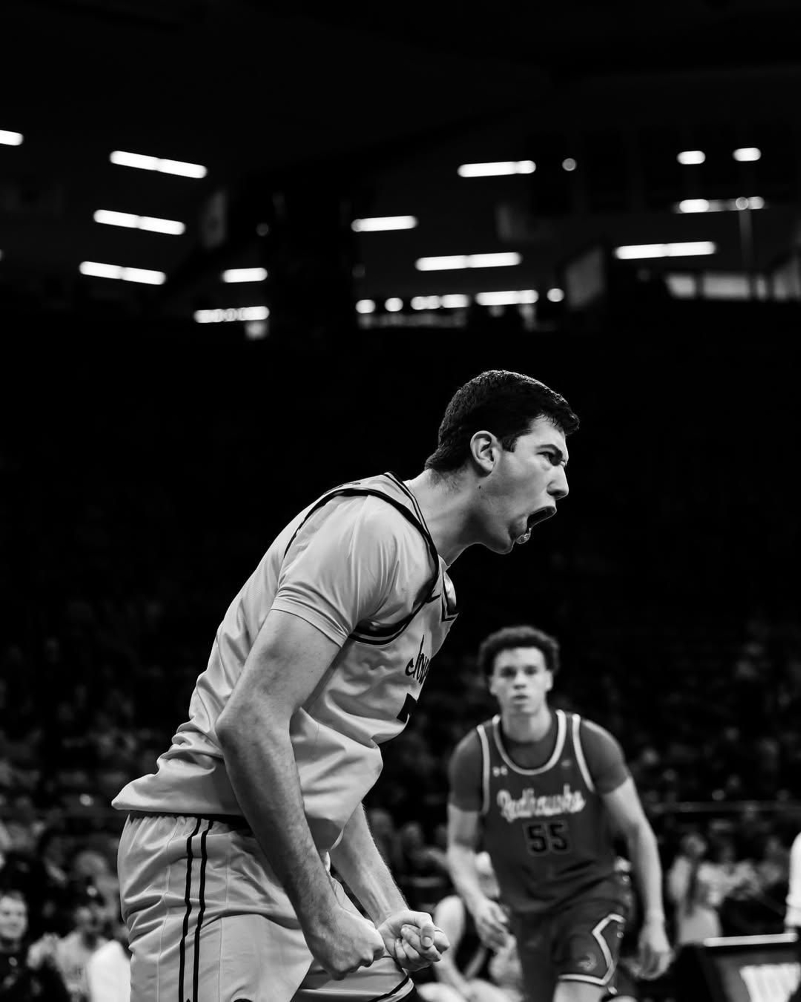 NCAA: Álvaro Folgueiras, 16 puntos y cinco rebotes para seguir haciendo ruido