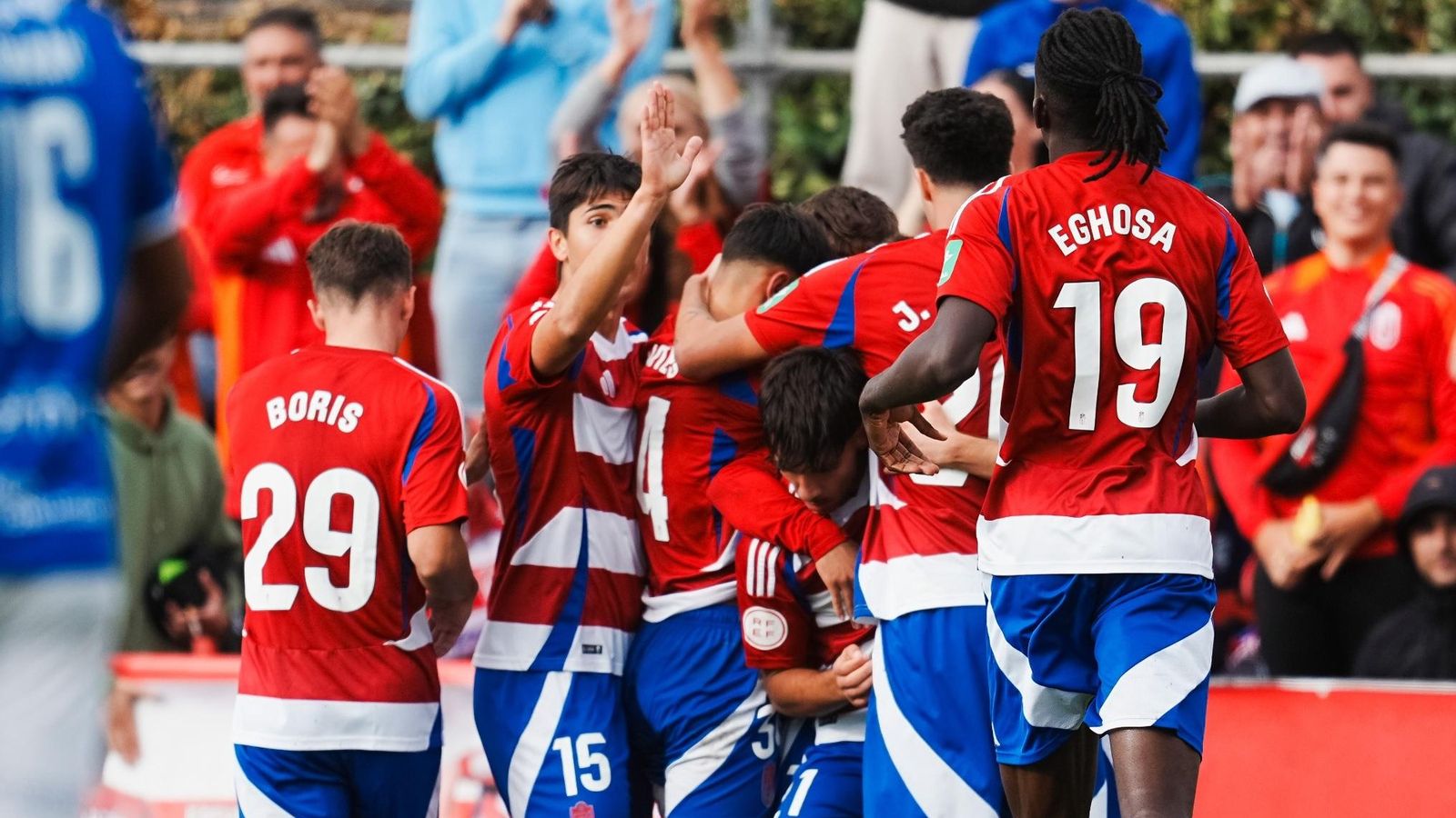 Los rojiblancos celebraron a lo grande su emapte a dos. Los rojiblancos celebraron a lo grande su emapte a dos.