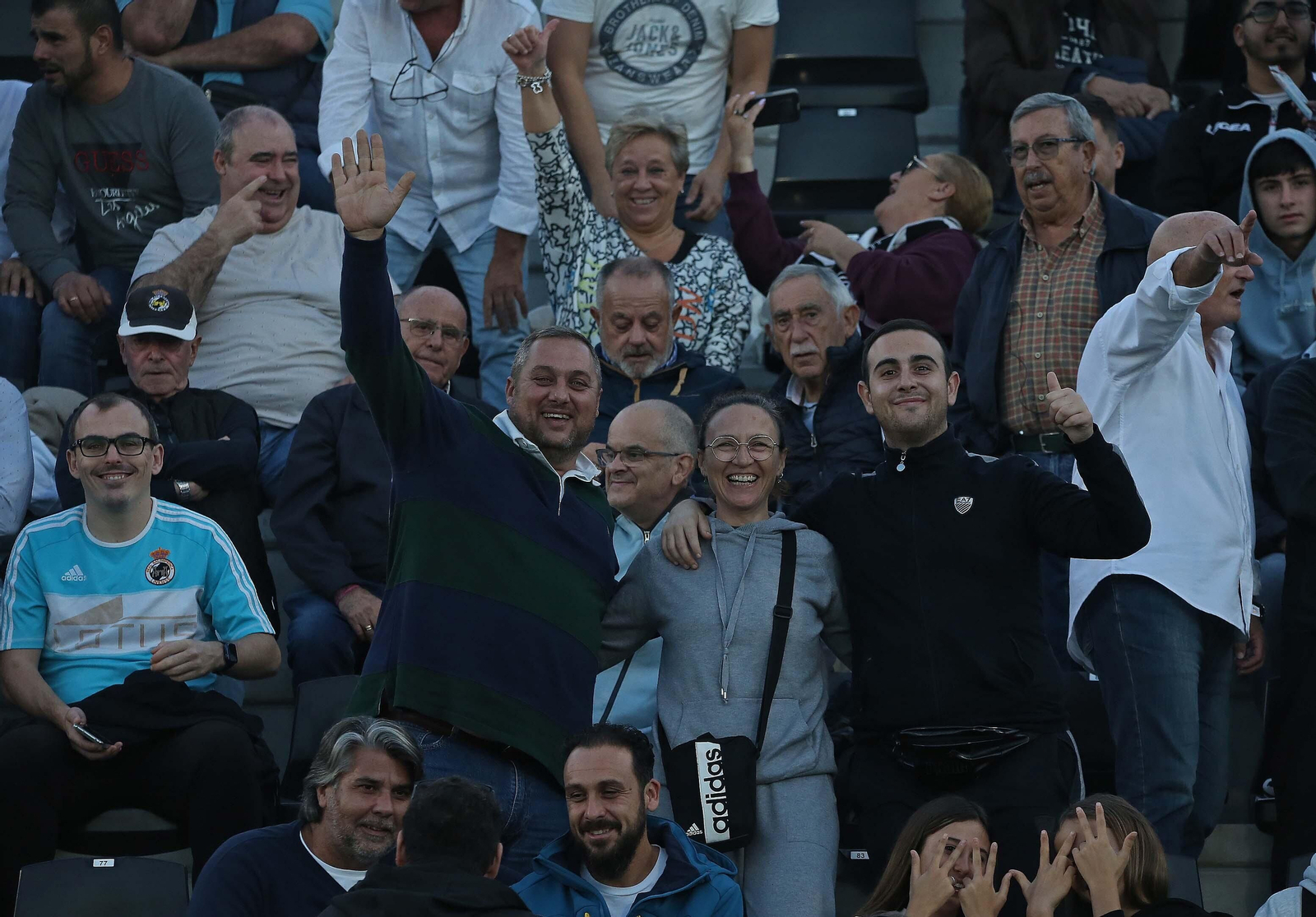 Búscate durante el Balona - Sevilla Atlético en el Ciudad de La Línea