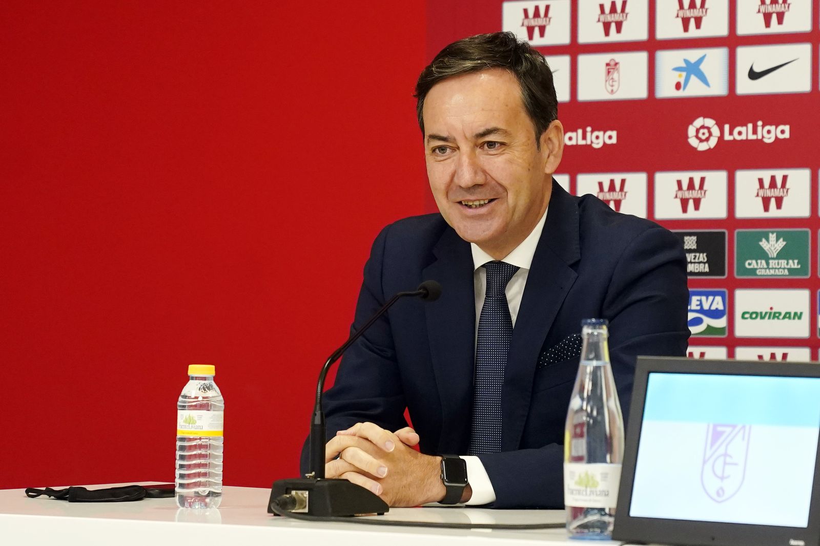 Antonio Fernández Monterrubio, director general del Granada CF, a buen seguro que está muy satisfecho del límite de costa de la plantilla de este año.