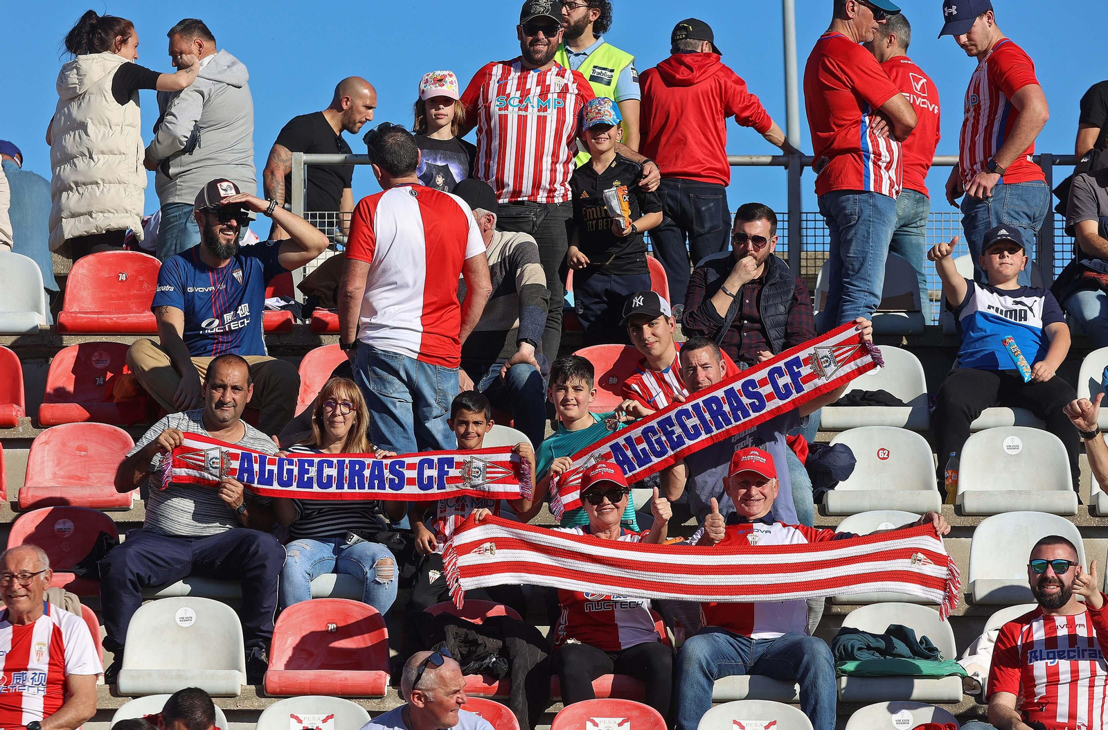 Búscate en el Nuevo Mirador durante el Algeciras - Real Madrid Castilla de Primera Federación