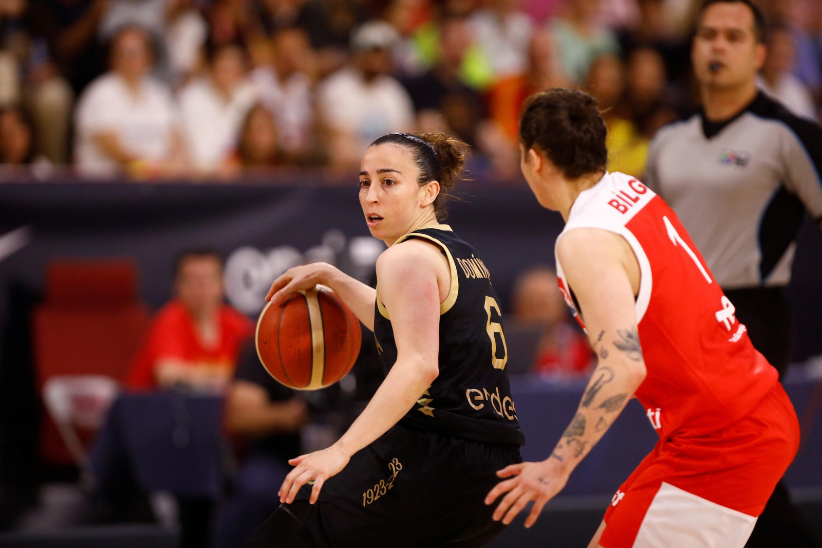 Las mejores fotos del triunfo de la selección española femenina de baloncesto sobre Turquía en Córdoba
