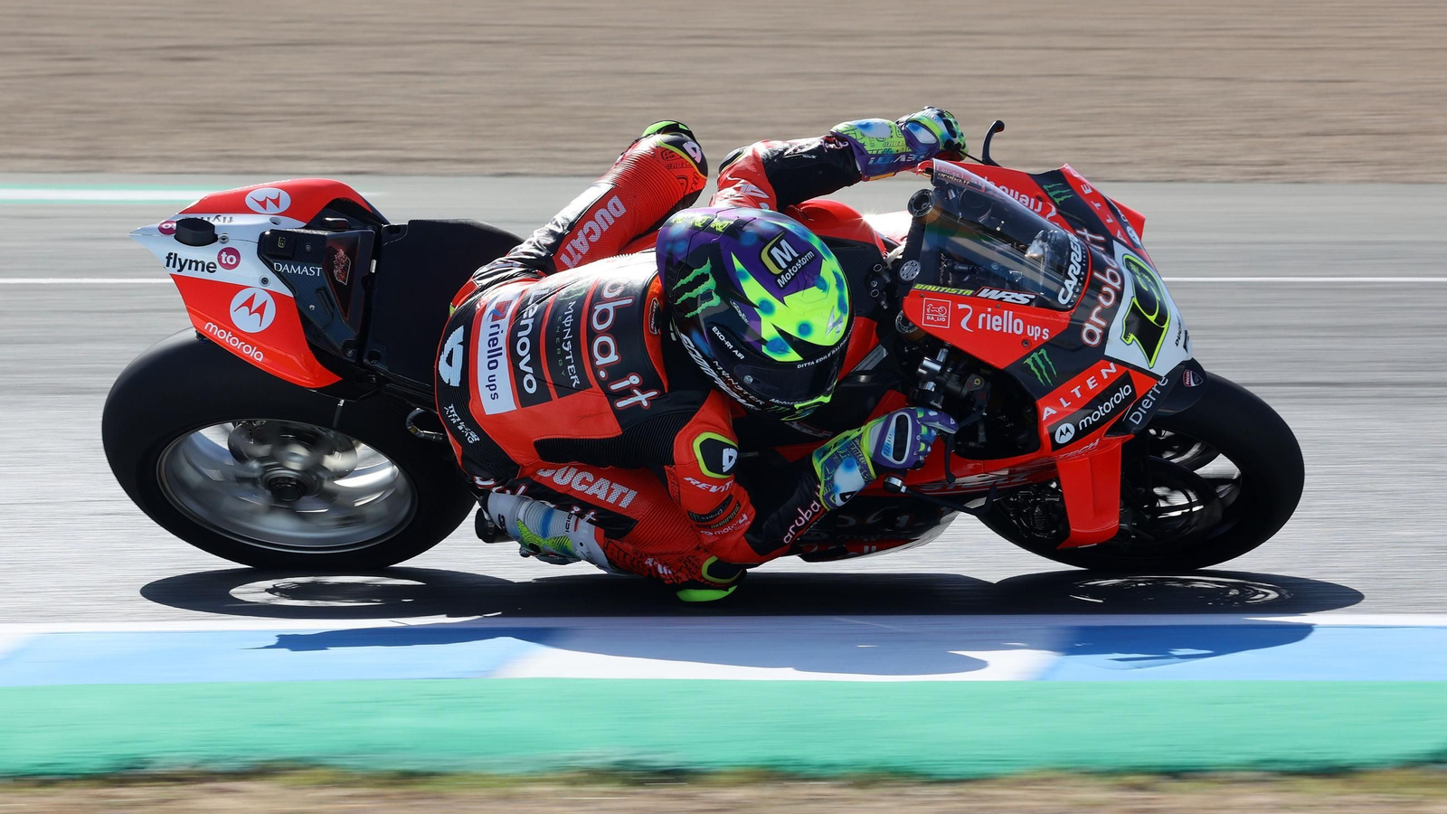 Imágenes del viernes en el Mundial de Superbikes en Jerez