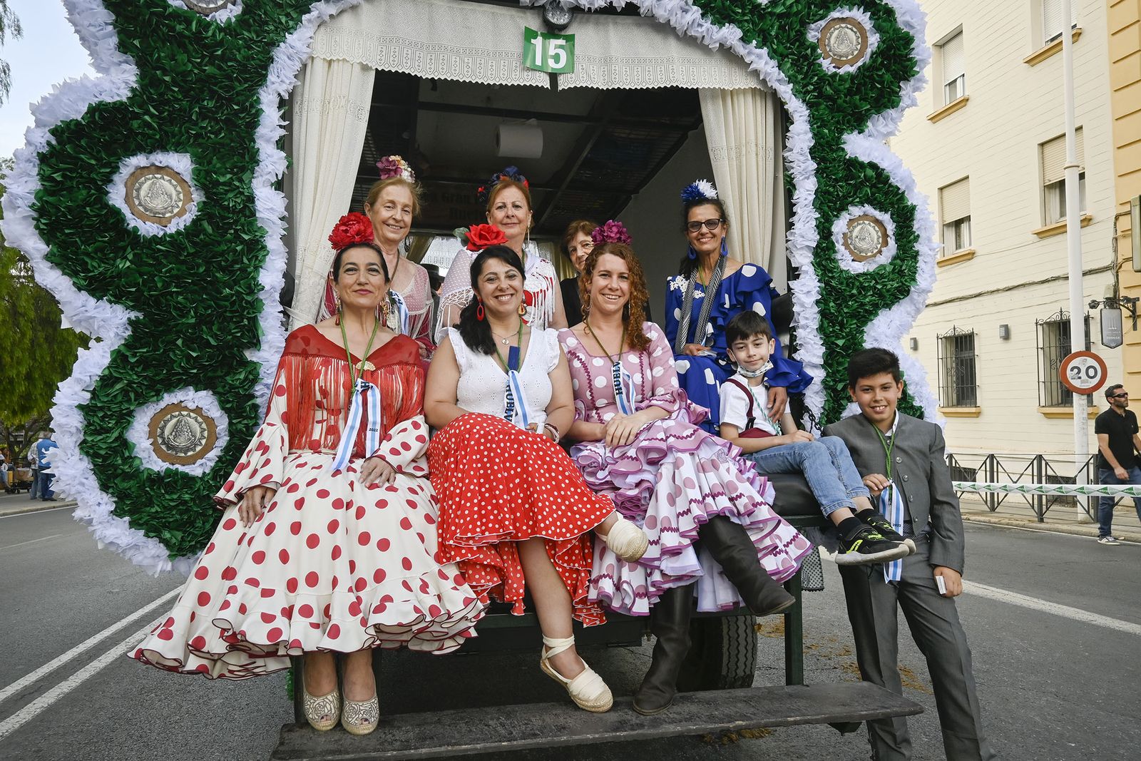 Todos los rocieros de la comitiva de la Hermandad de Huelva, en imágenes