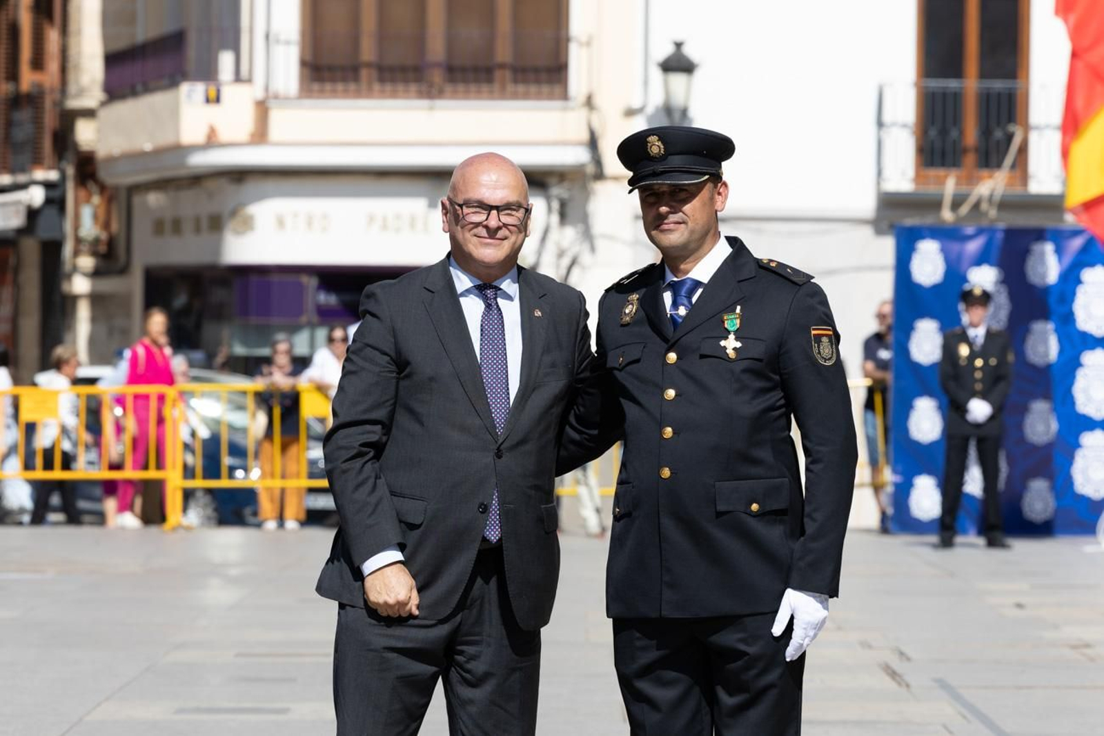 Acto por el día de la Policía Nacional, con motivo de la festividad los Santos Ángeles Custodios