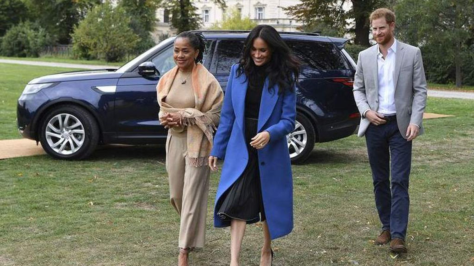 Los duques de Sussex, con Doria Ragland recientemente.