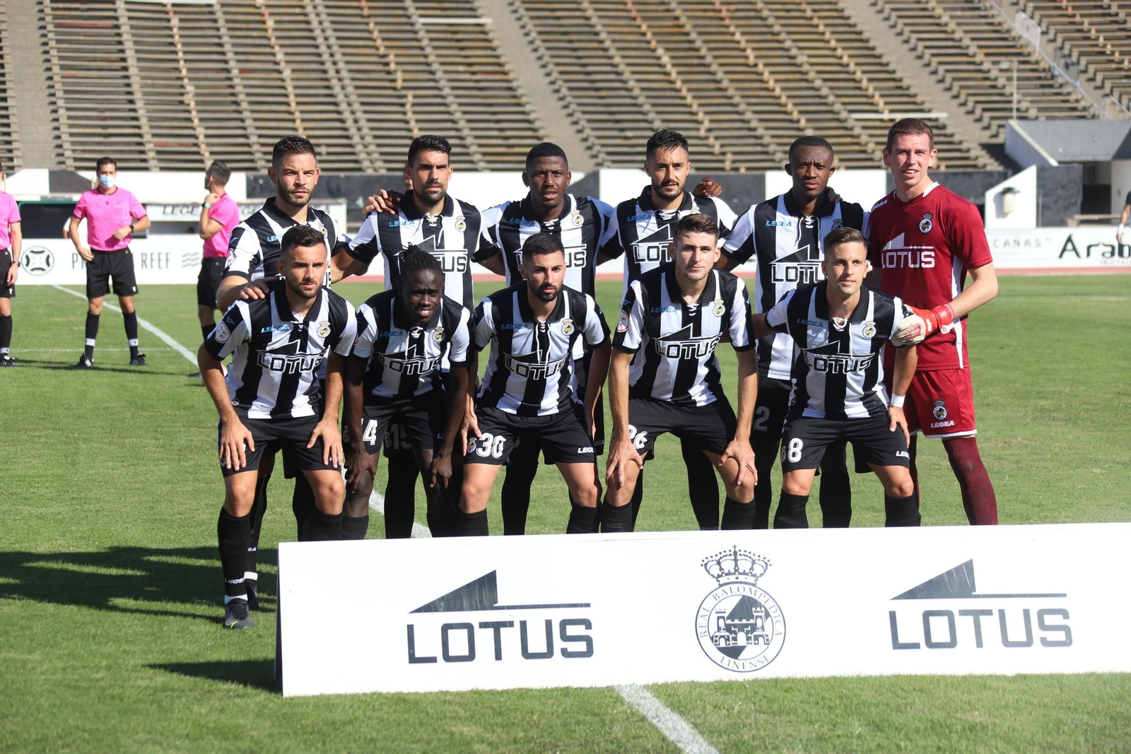 La victoria del Córdoba CF ante la Balompédica Linense, en imágenes