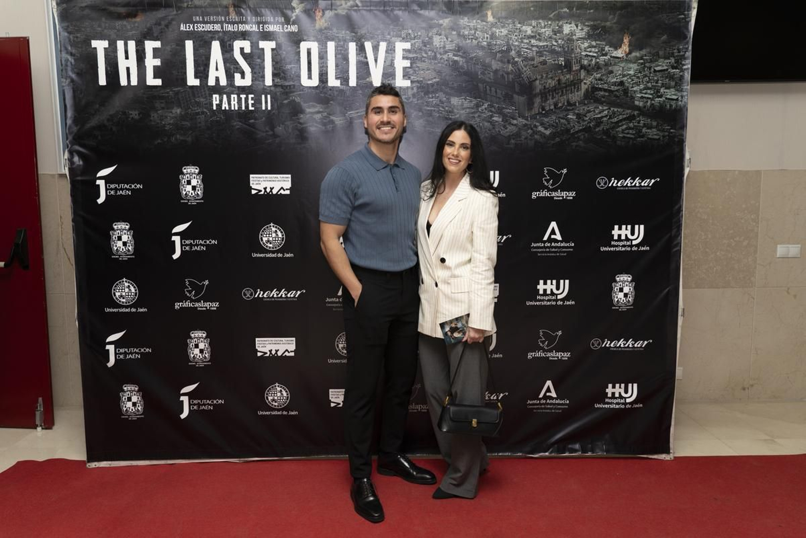 Imágenes de una noche para el recuerdo: así fue la premier de The Last Olive