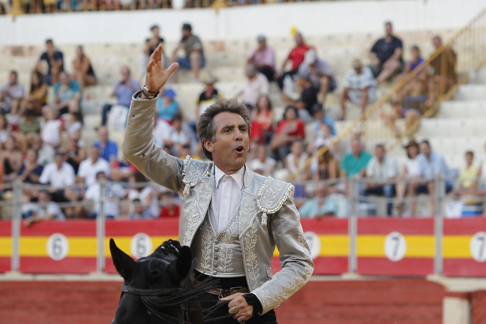 Fotogalería corrida de rejones. Feria de Almería 2019
