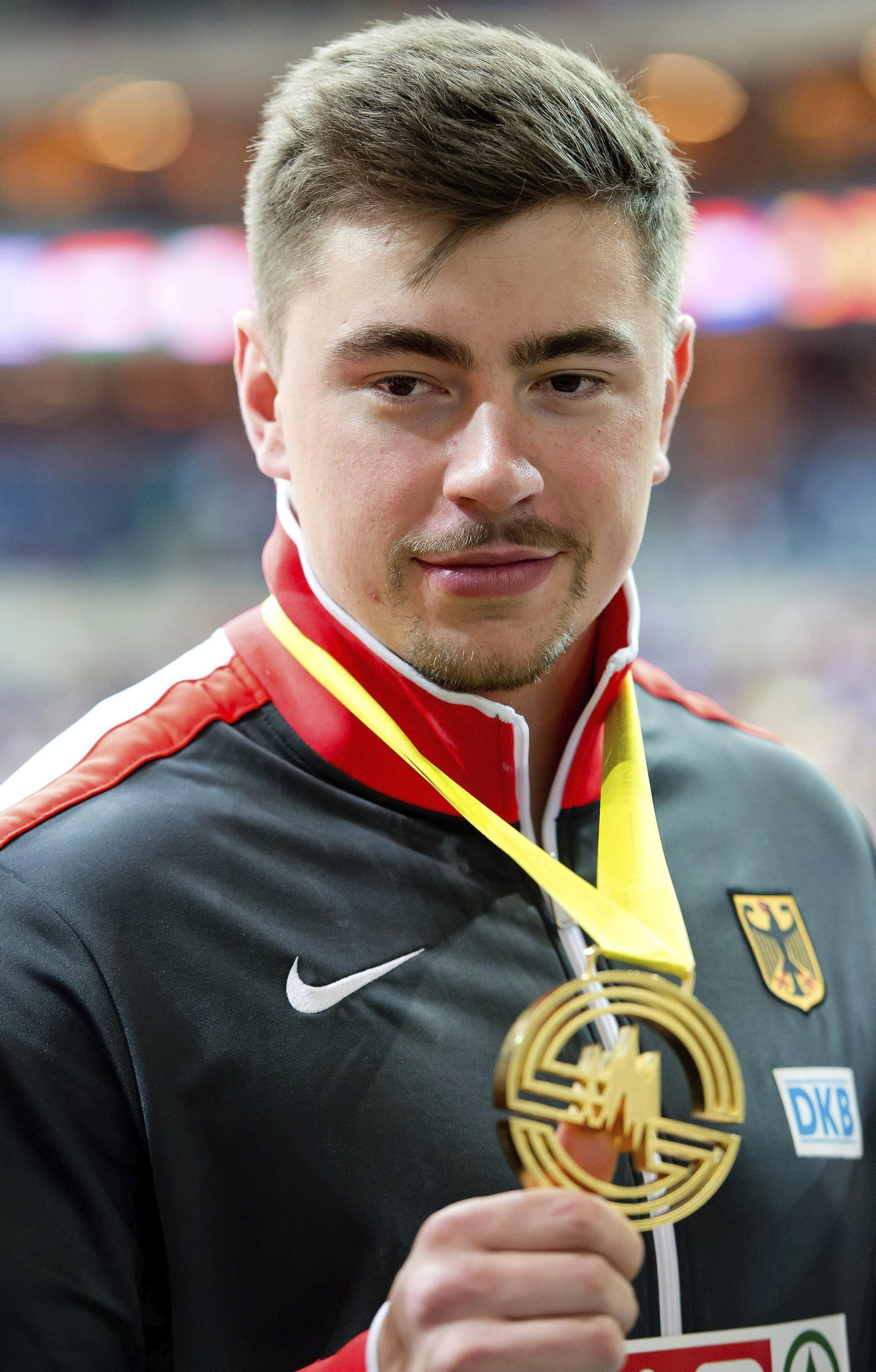 La carrera de Borja Vivas, en fotos