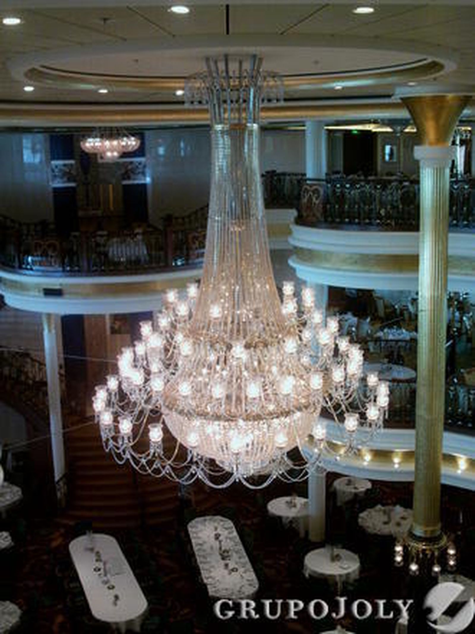 Imágenes del interior del crucero, una auténtica ciudad flotante

Foto: Rosa Gomez