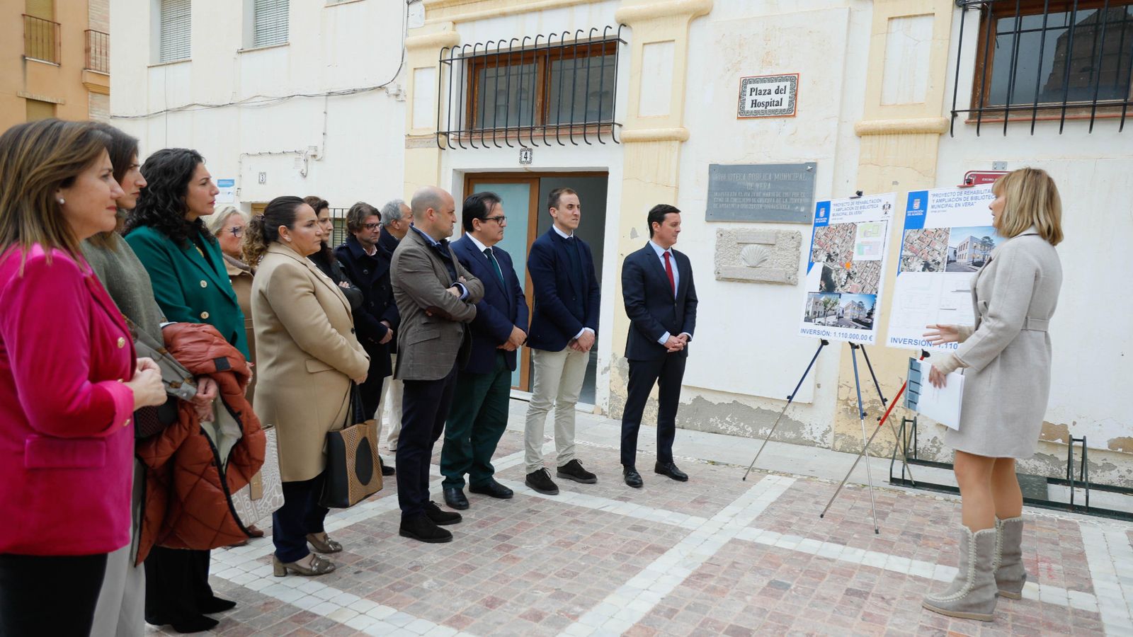 Los trabajos de rehabilitación de la Biblioteca Municipal de Vera ya han comenzado. Los trabajos de rehabilitación de la Biblioteca Municipal de Vera ya han comenzado.