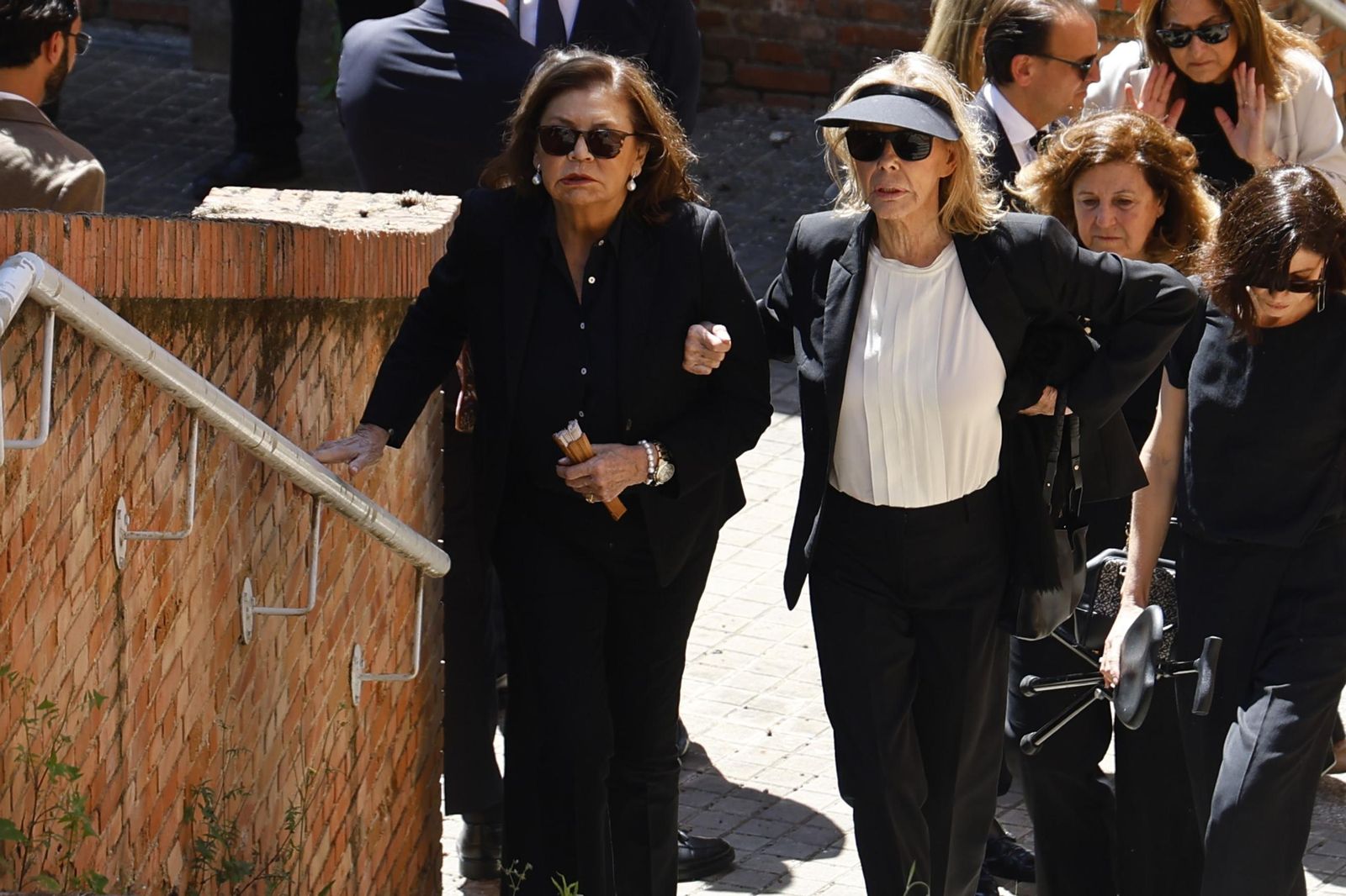 Familiares y amigos despiden a Francisco de Borbón y Escasany, duque de Sevilla: todas las fotos